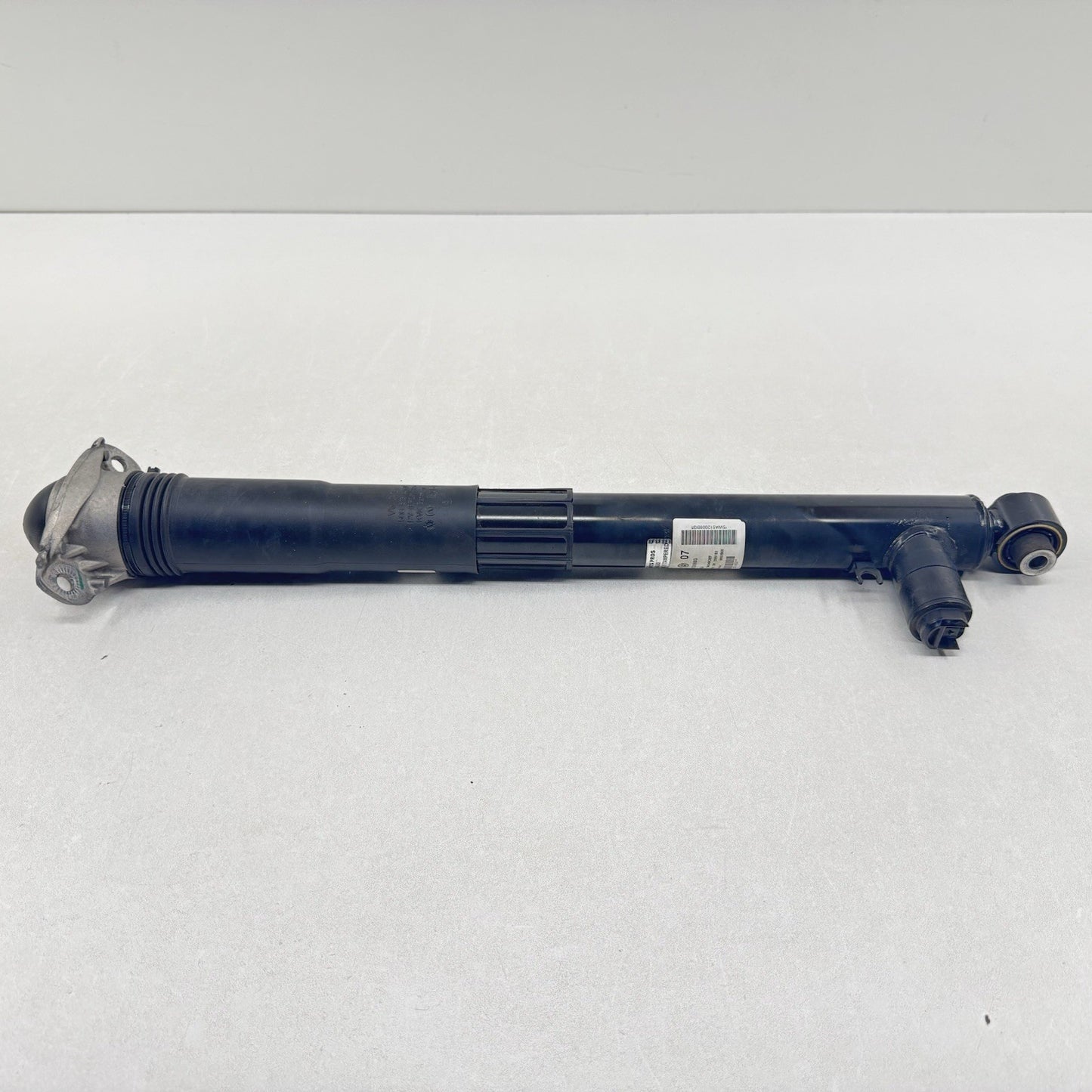 22-25 VOLKSWAGEN GOLF R MK8 LEFT OR RIGHT REAR SHOCK ABSORBER 5WA512009BG OEM