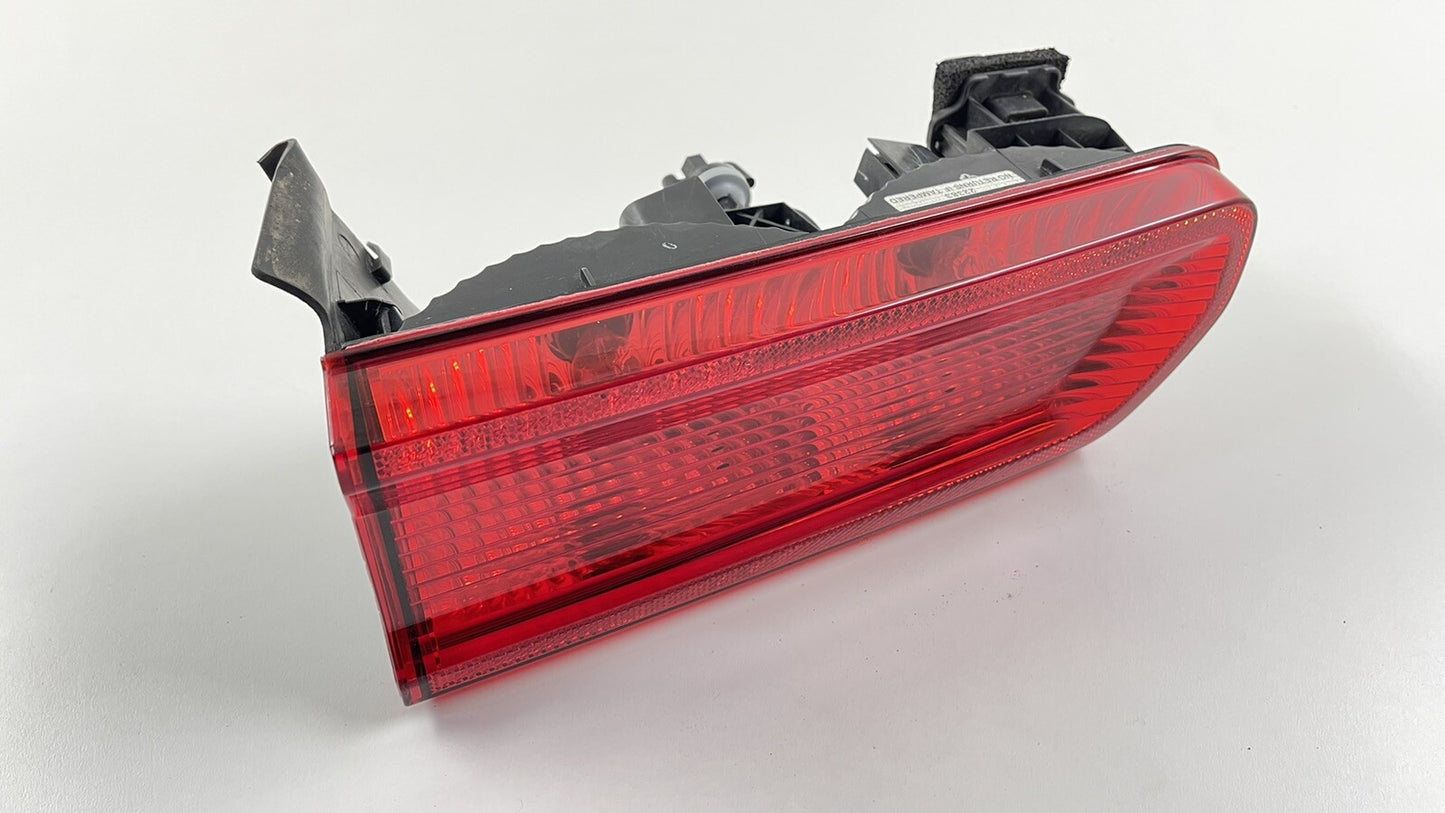 08-14 DODGE CHALLENGER DRIVER LEFT REAR OUTER TAILLIGHT TAIL LIGHT LAMP OEM