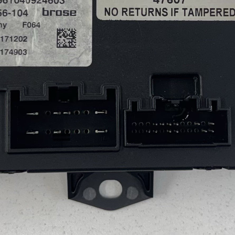 14-24 Maserati Ghibli Trunk Hands Free Release Open Control Module 670037049 OEM