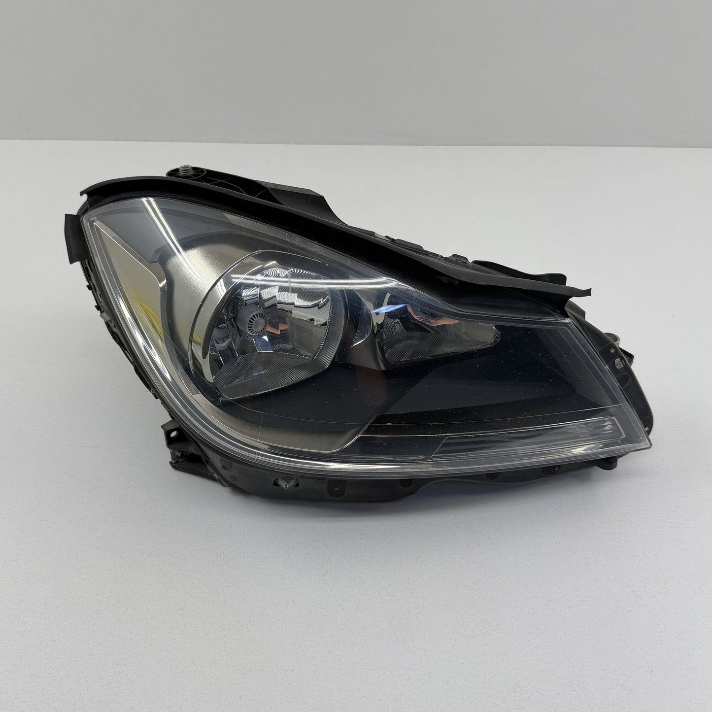 2012-2014 Mercedes C250 W204 Right Front Halogen Headlight Head Light Lamp OEM
