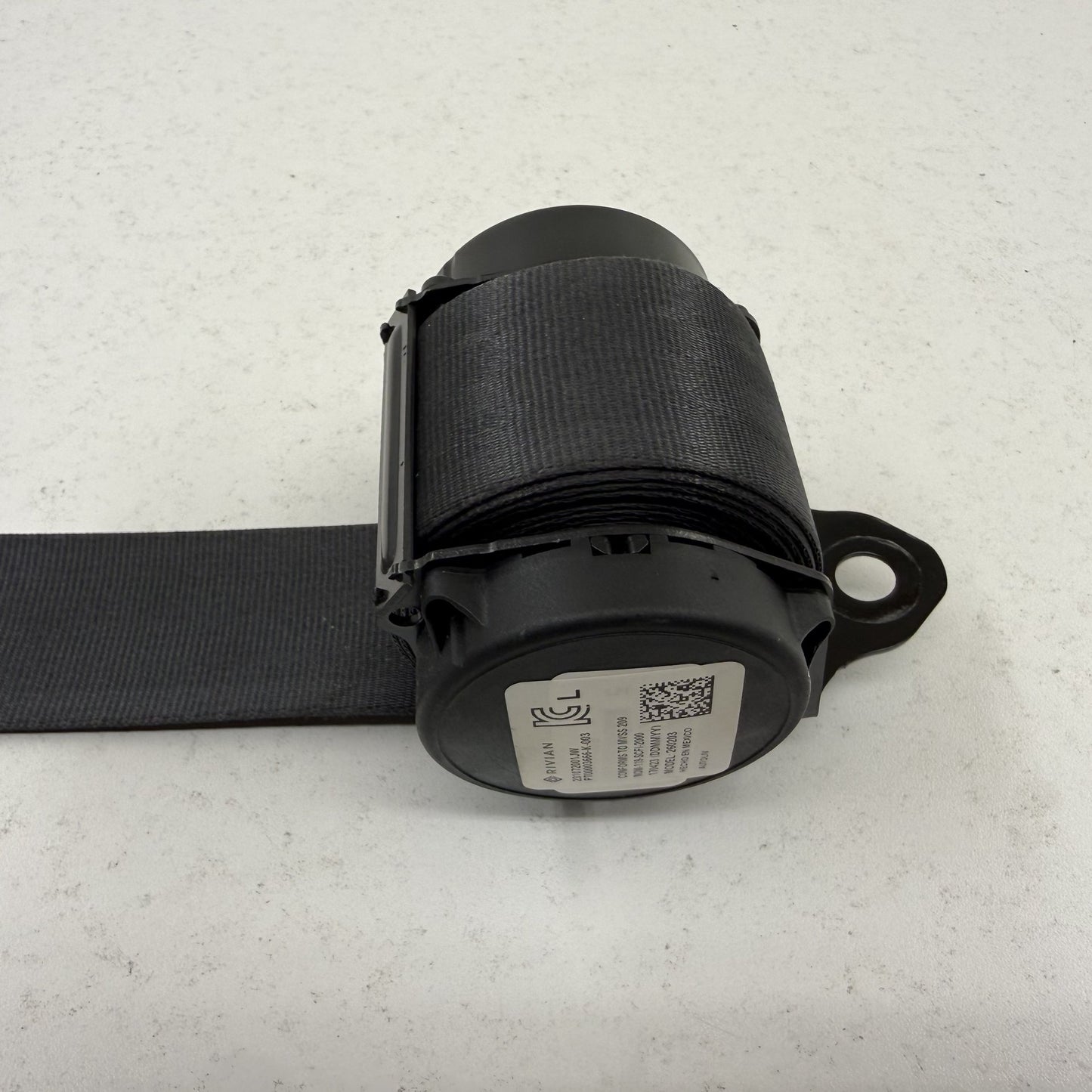 2022-2024 Rivian R1S Left Rear 3rd Third Row Seatbelt Seat Belt Retractor OEM