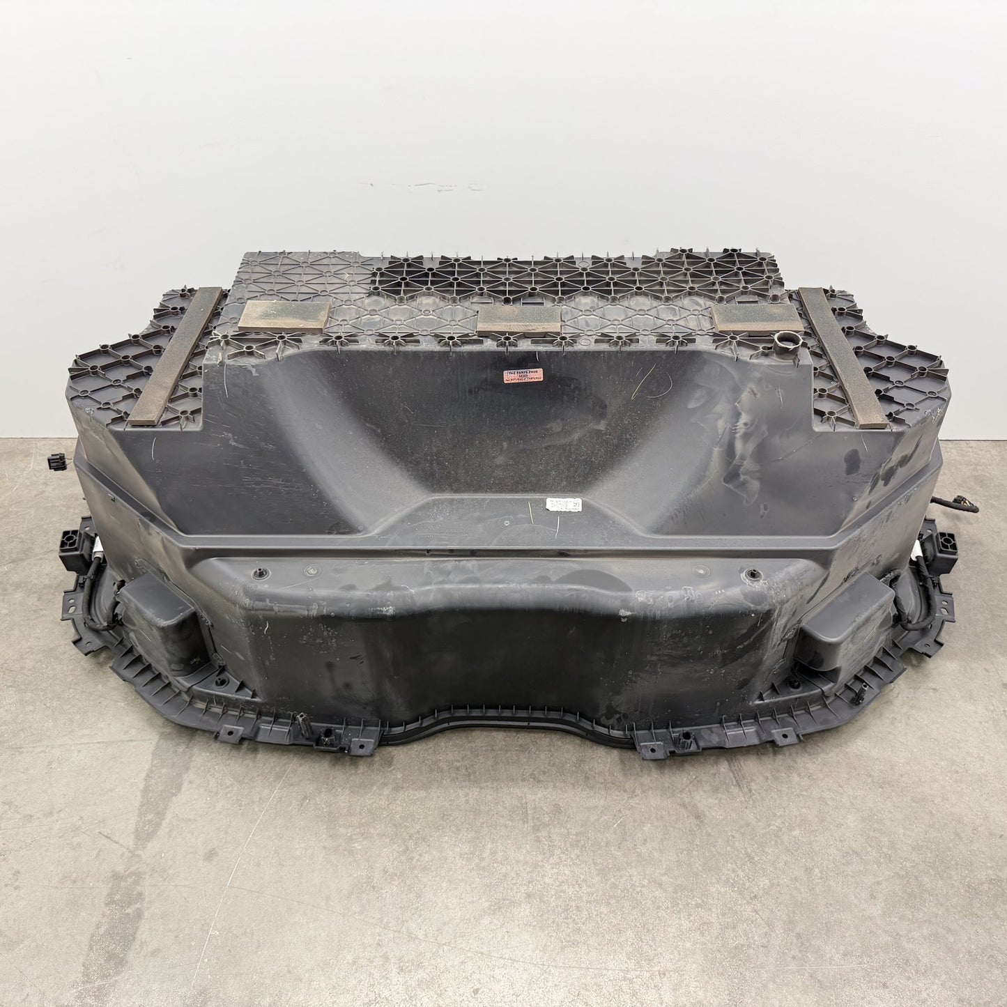 2022-2024 Rivian R1S R1T Front Trunk Frunk Storage Compartment PT00013136-K OEM