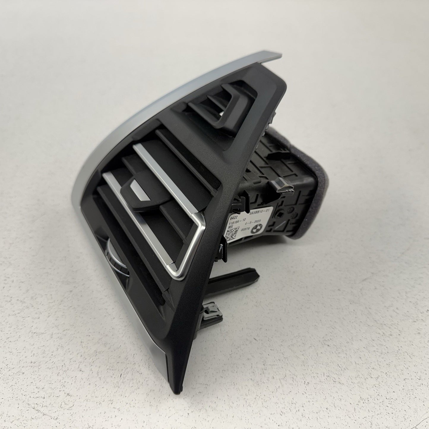 22-24 BMW G01 G02 X3 X4 Driver Left Dashboard Dash Outer Air Vent Trim OEM