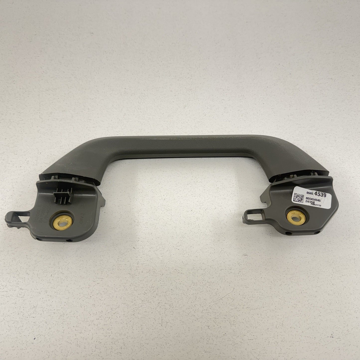 20-25 Silverado Sierra 2500 3500 Right Rear C Pillar Grab Handle 85654539 OEM