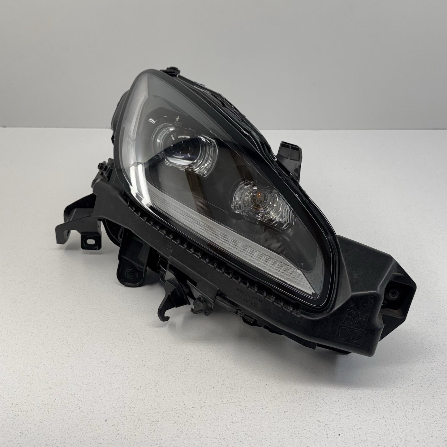 22-26 Toyota GR86 Base Right Front W/O Adaptive Headlight Head Light Lamp OEM