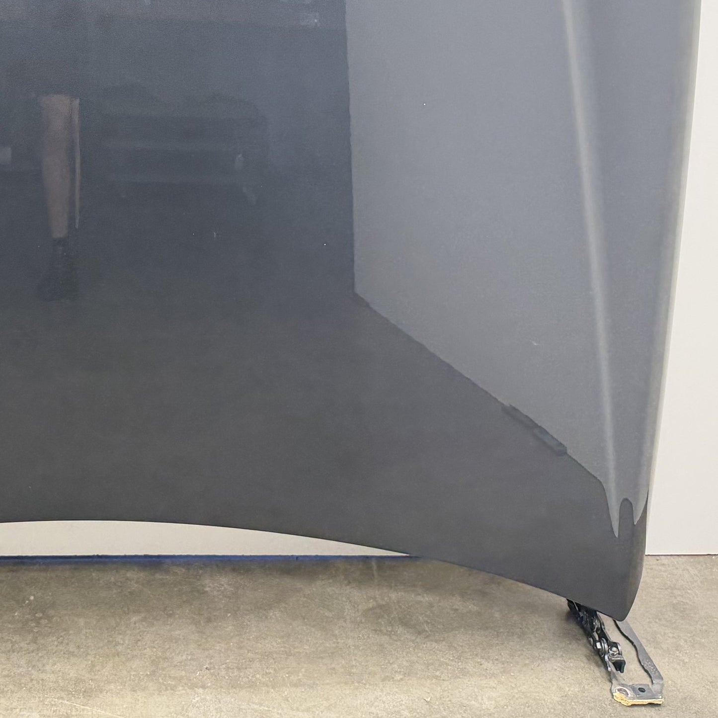 2012-2014 Mercedes-Benz C250 W204 Front Hood Panel Iridium Silver Metallic OEM