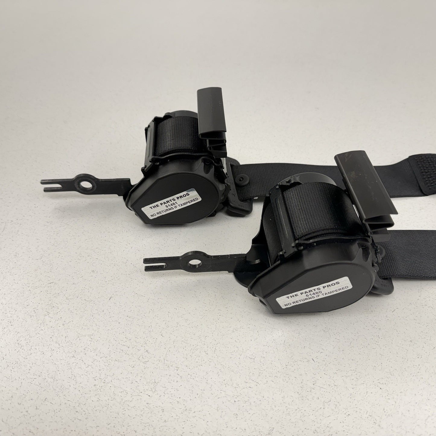 12-18 BMW F30 F80 M3 Rear Seatbelt Seat Belt Retractor Set Black OEM