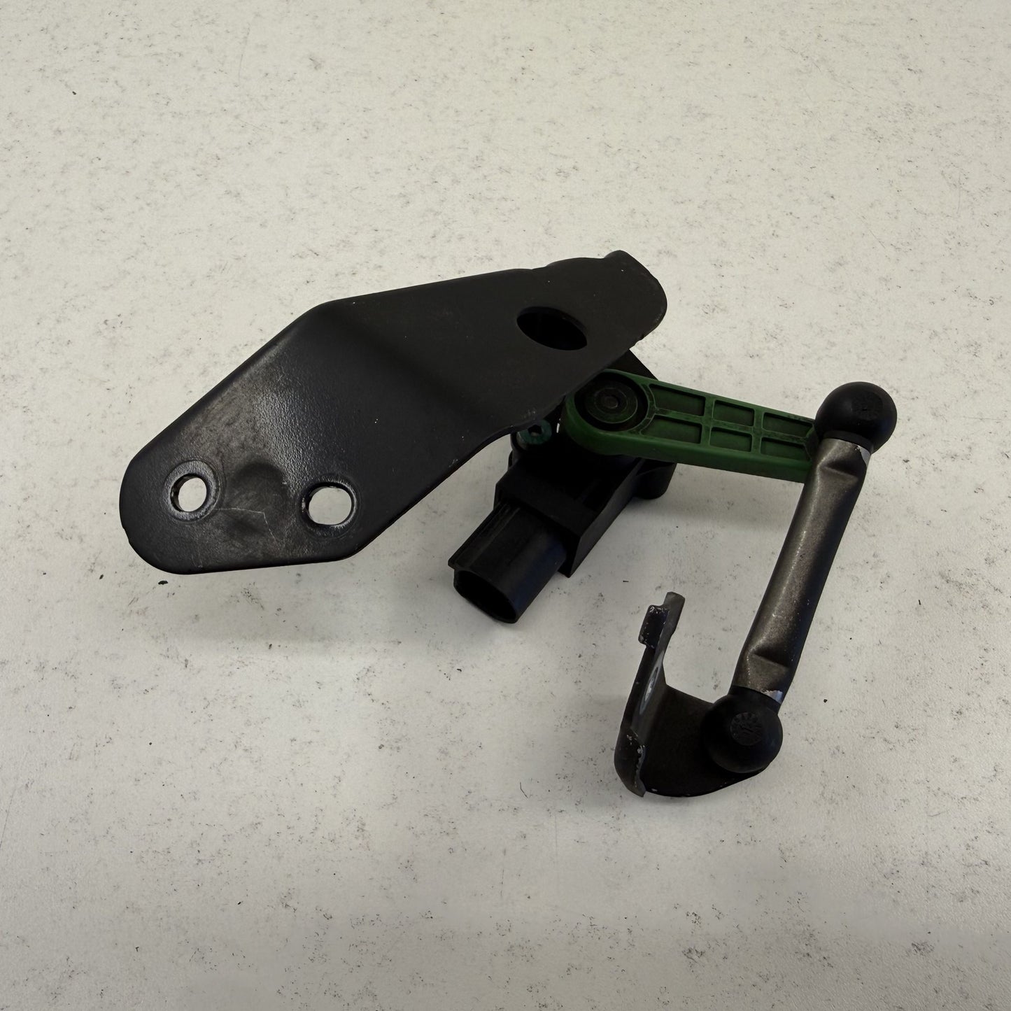 2014-2018 Bentley Flying Spur Right Rear Suspension Ride Height Level Sensor OEM