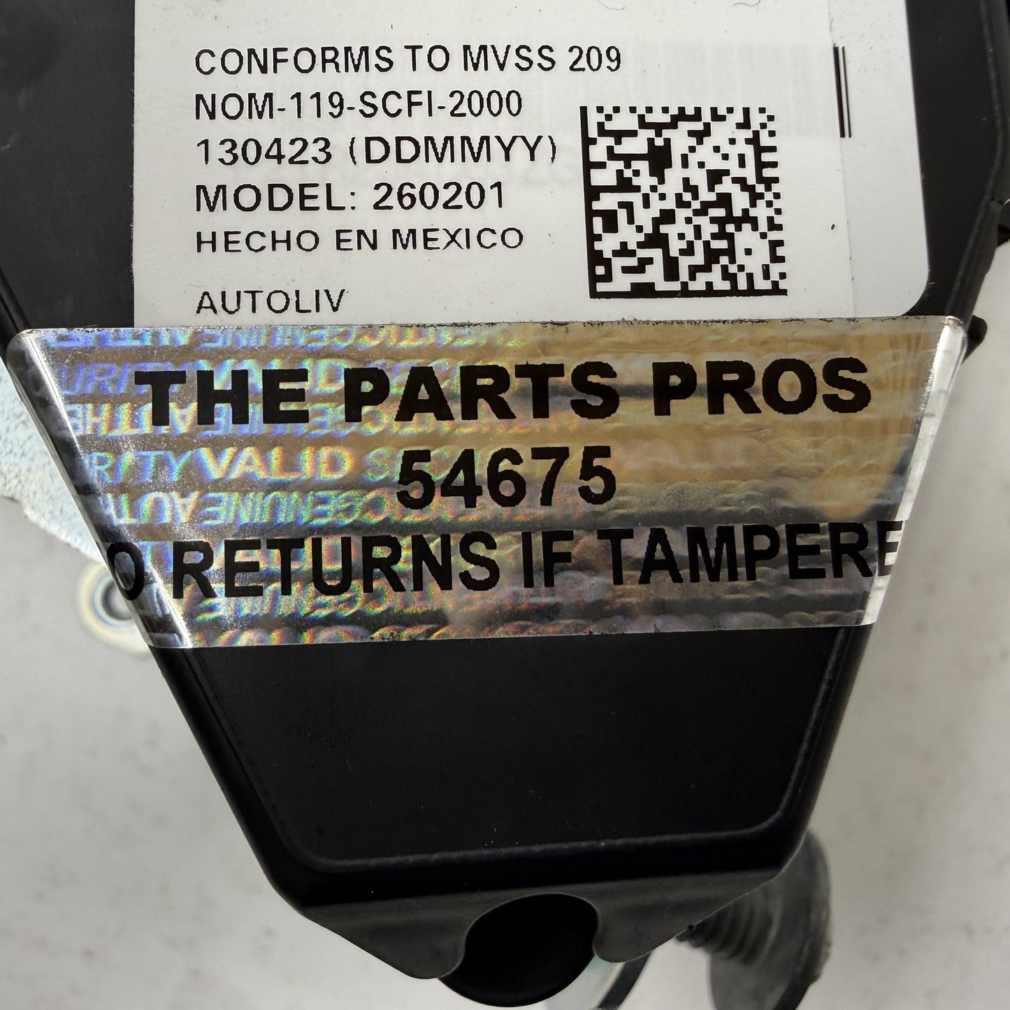 2022-2024 Rivian R1S Left Rear 2nd Second Row Seatbelt Seat Belt Retractor OEM