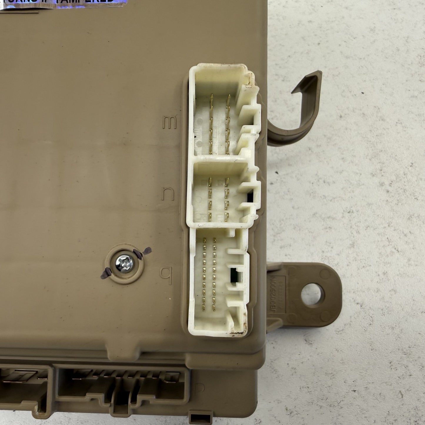 2022-2023 Subaru WRX Interior Cabin Fuse Relay Junction Box 82201VC610 OEM