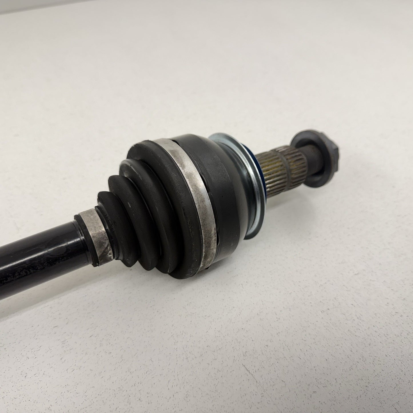 10-15 Chevrolet Camaro SS Driver Left Rear CV Axle Shaft 22813176 OEM