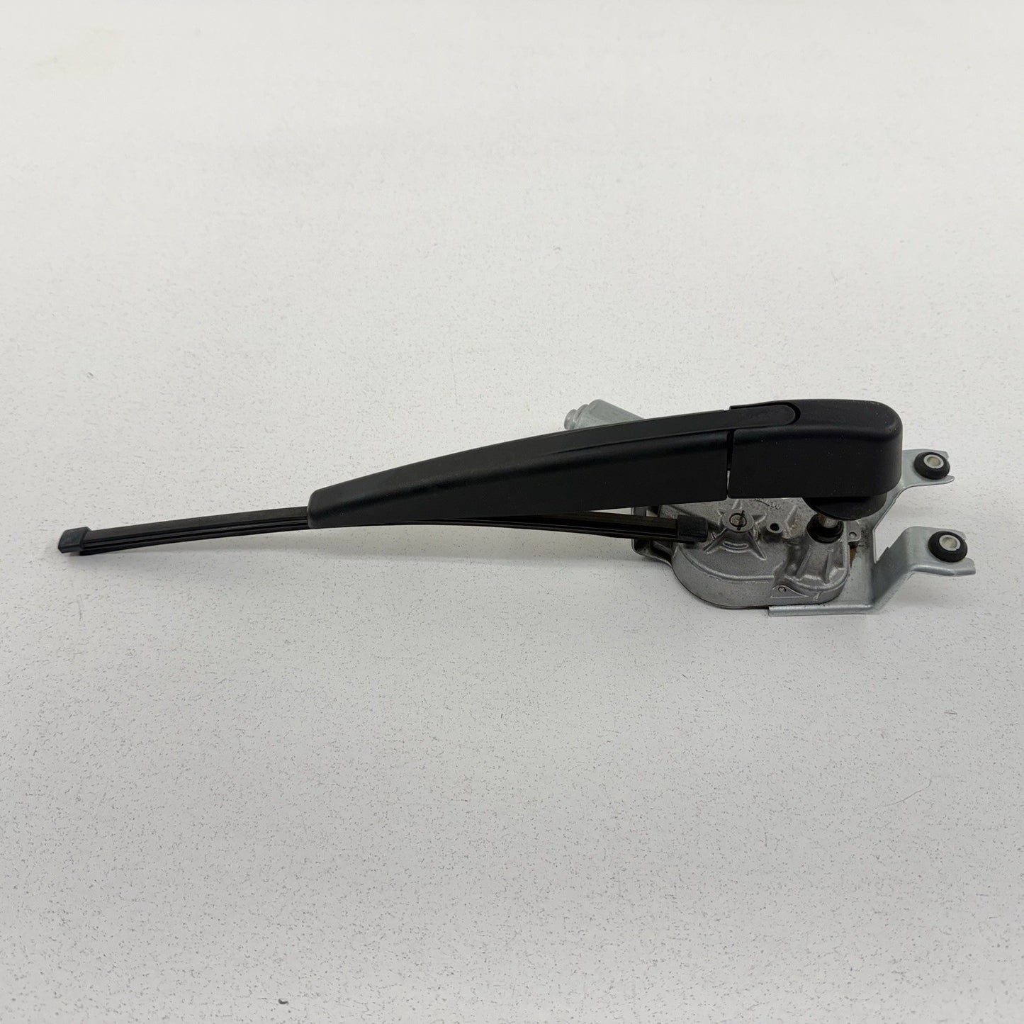 18-24 BMW G01 X3 Rear Tailgate Liftgate Window Glass Motor W/ Wiper Arm OEM