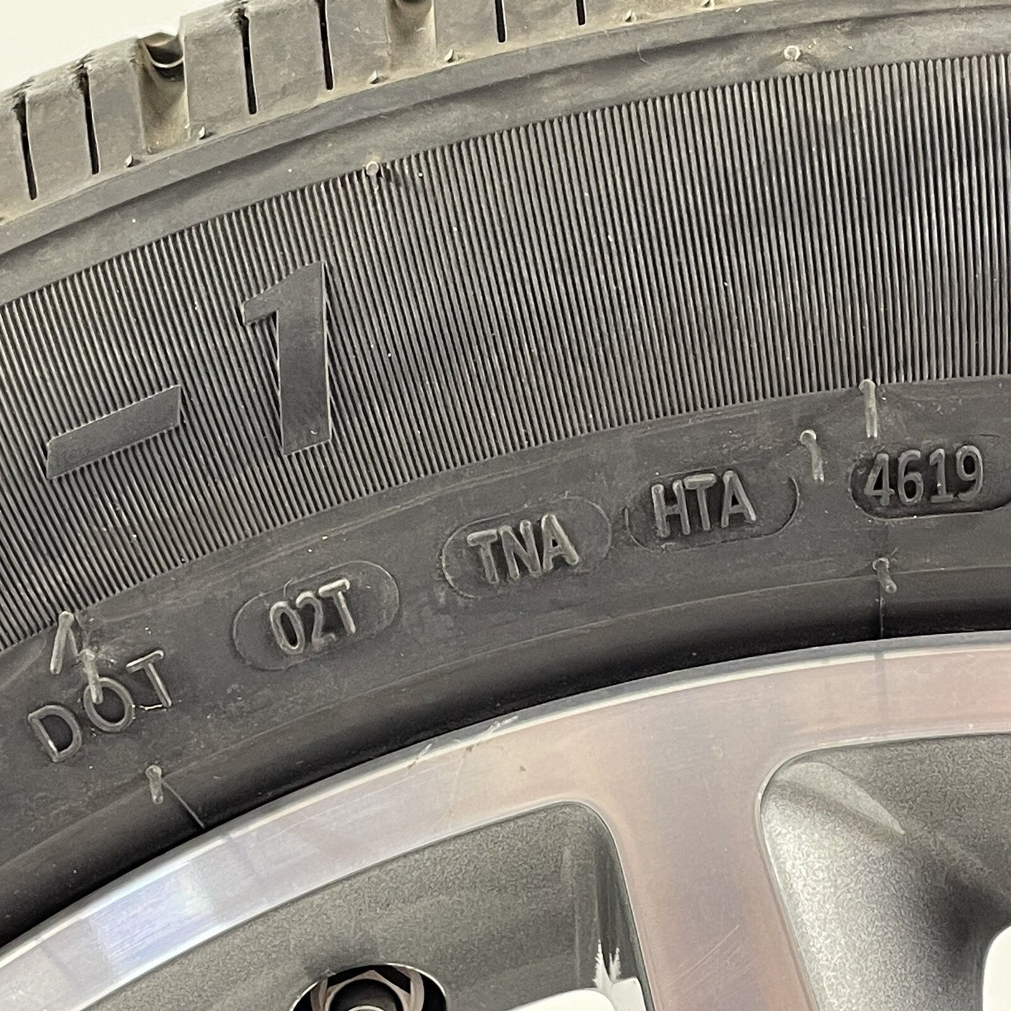 14-22 MASERATI GHIBLI FRONT WHEEL RIM W/ TIRE 18x7.5 +43 OFFSET 670011872 OEM