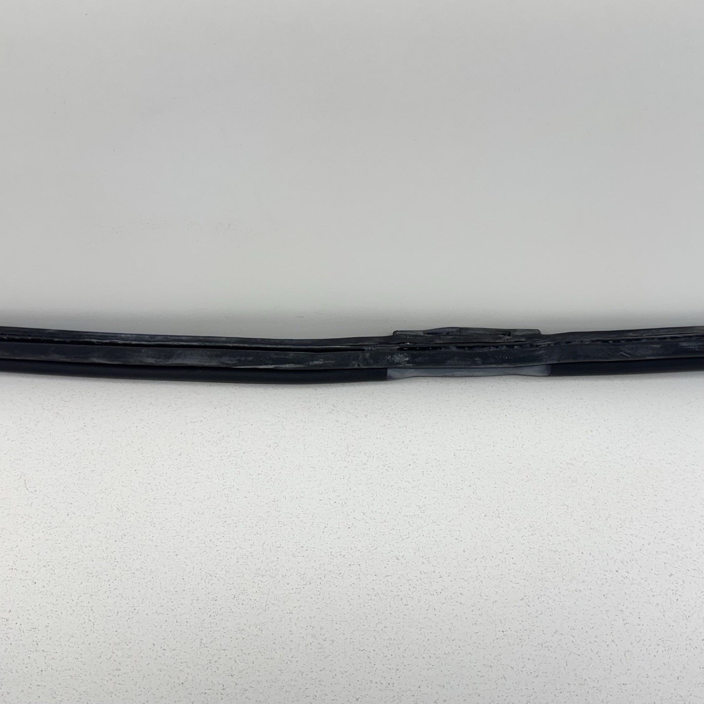 05-12 Porsche 911 997 Cabriolet Roof Compartment Clamshell Weatherstrip Seal OEM