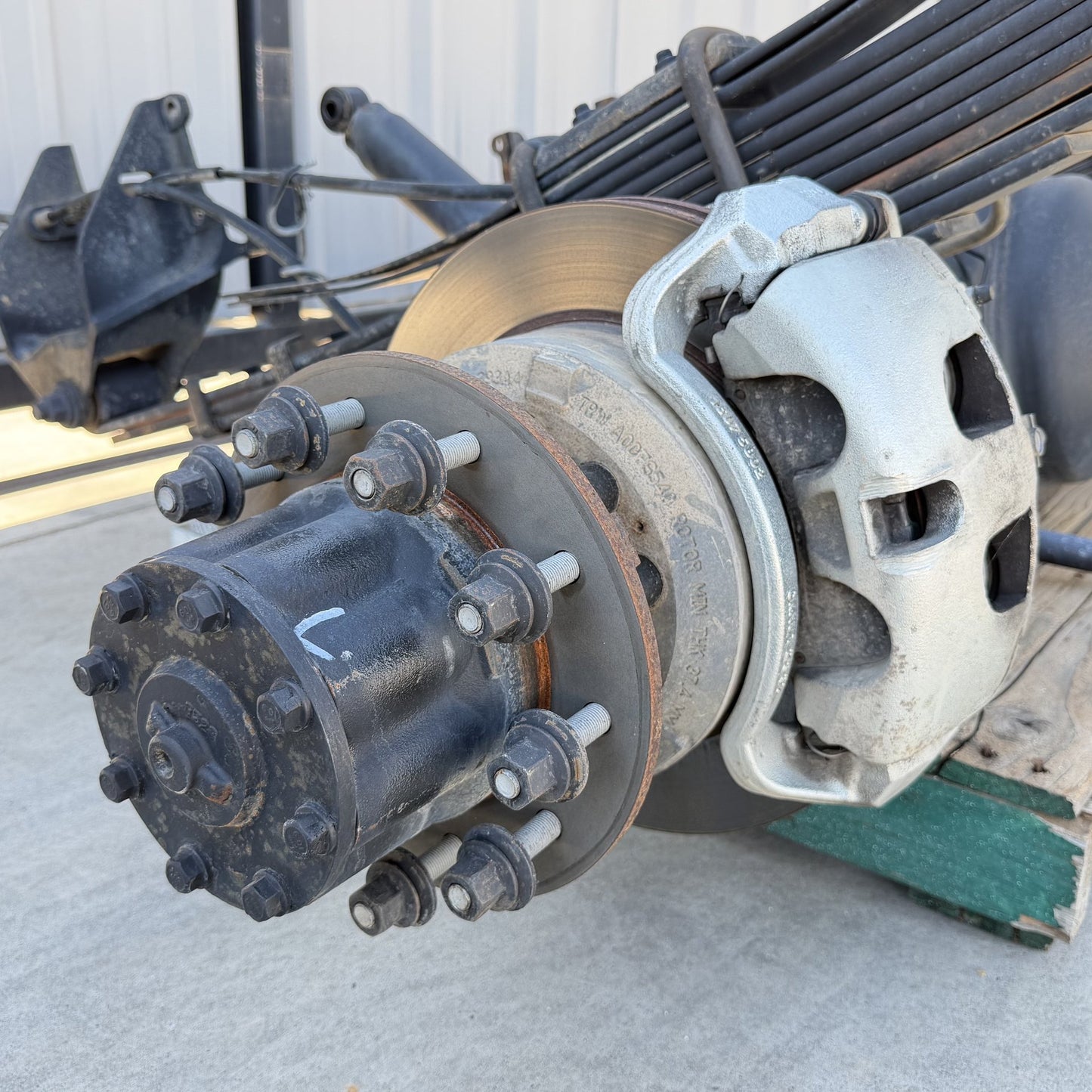 2019-2024 Ram 4500 5500 DRW 4x4 Rear Axle Assembly 4.44 Ratio 68509636AA 10K OEM