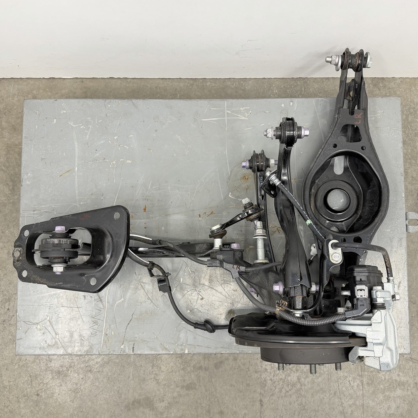23-26 Toyota Prius Driver Left Rear Suspension Knee Assembly Set OEM