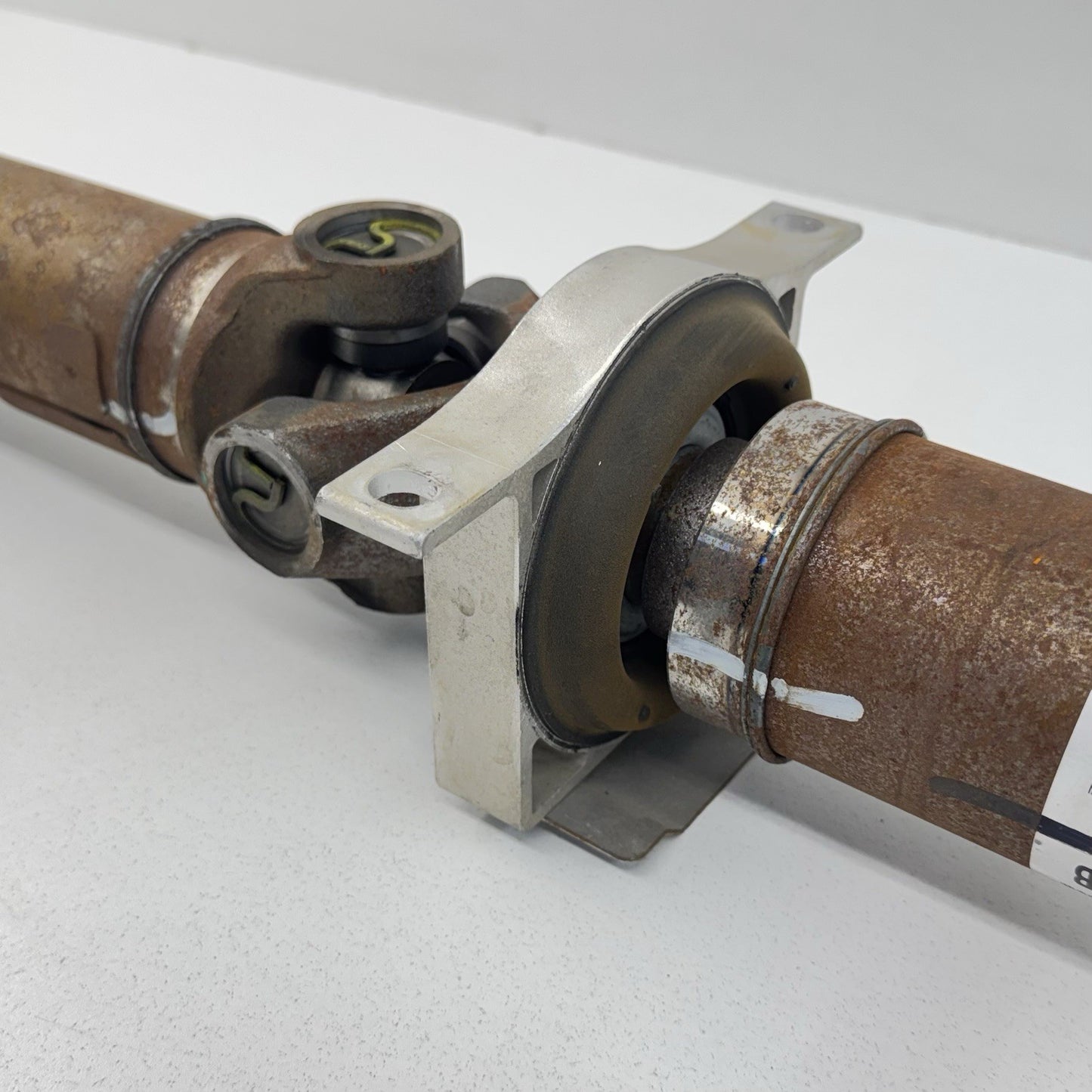 24-26 Ford Mustang GT Automatic Driveshaft Drive Shaft Propellor Carrier OEM