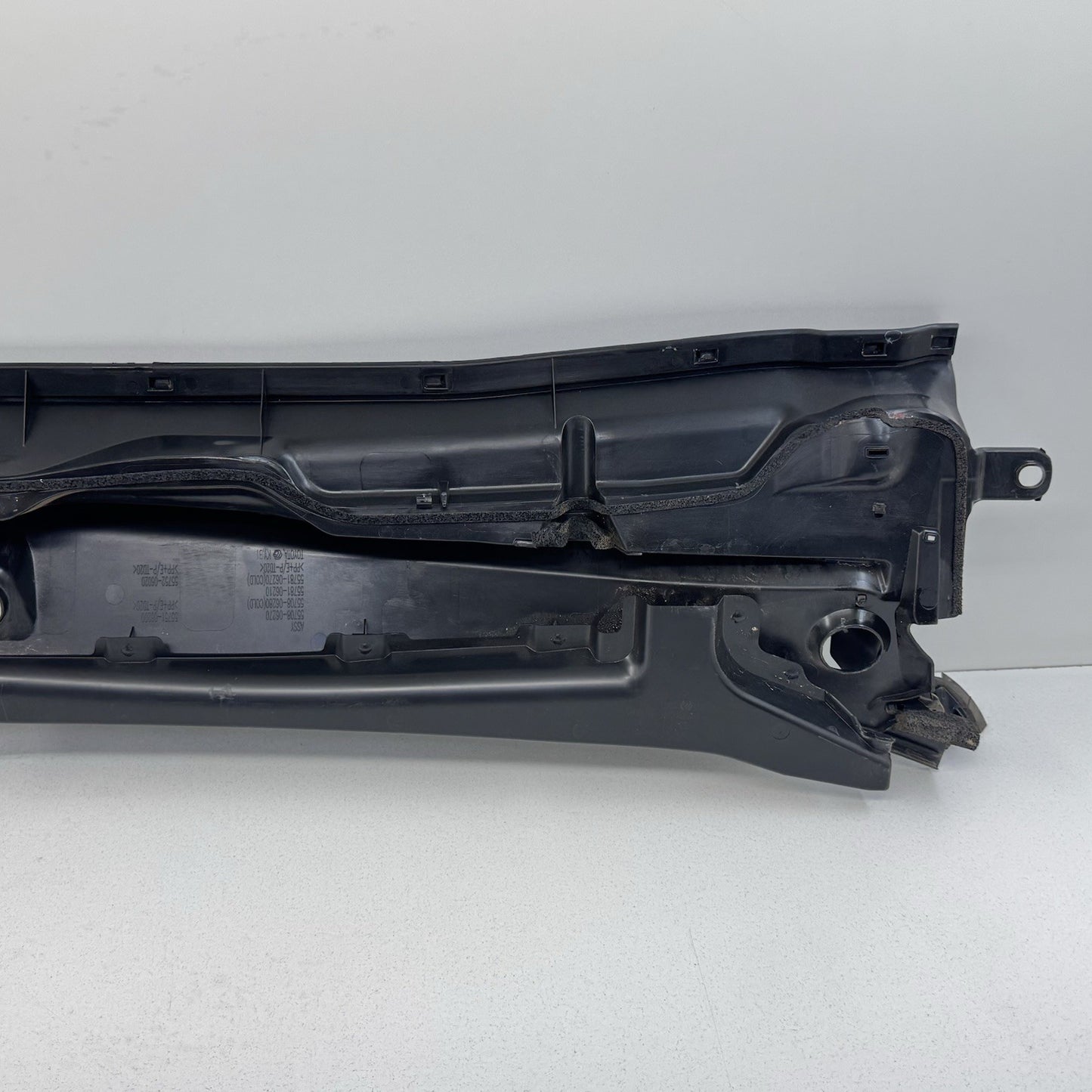 25-26 Toyota Camry Front Windshield Cowl Cover Trim Panel 55708-06270 OEM