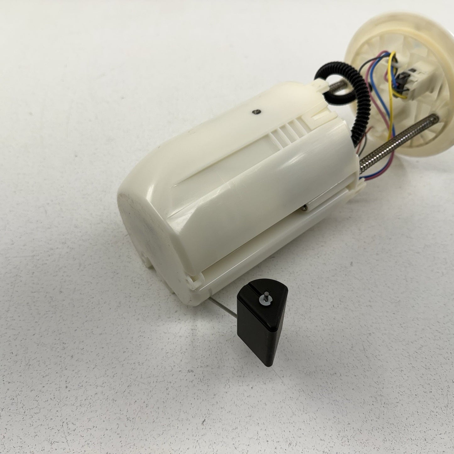 16-23 Toyota Tacoma Gas Tank Fuel Pump Sending Unit 77020-04090 OEM