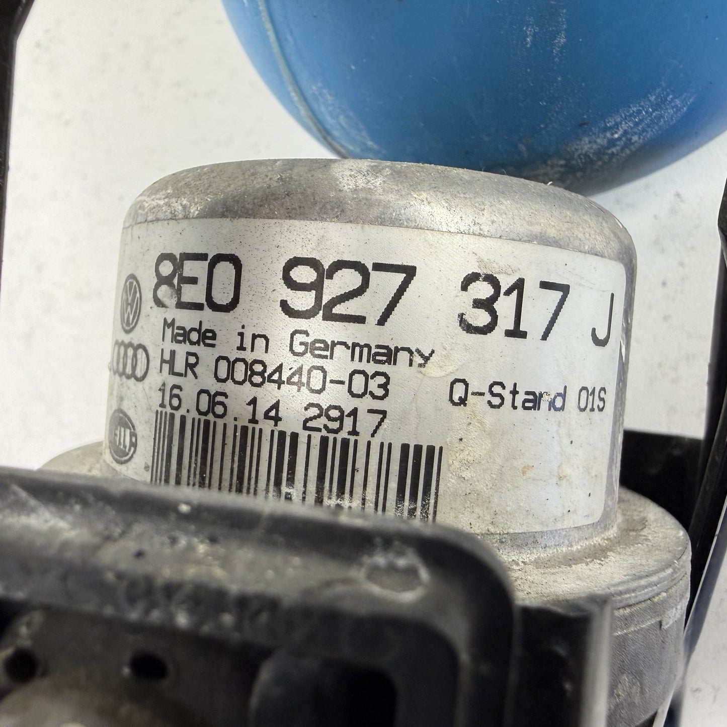 2014-2018 Bentley Flying Spur Electric Brake Booster Vacuum Pump 8E0927317J OEM