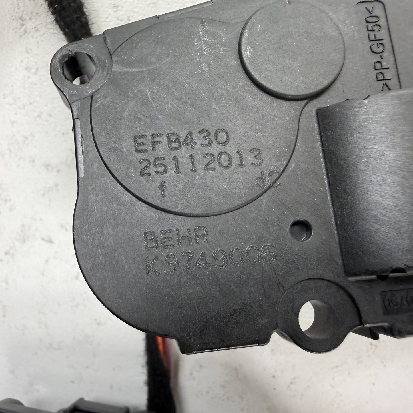 2008-2014 Mercedes C250 W204 HVAC AC Flap Air Door Actuator Servo Motor Set OEM