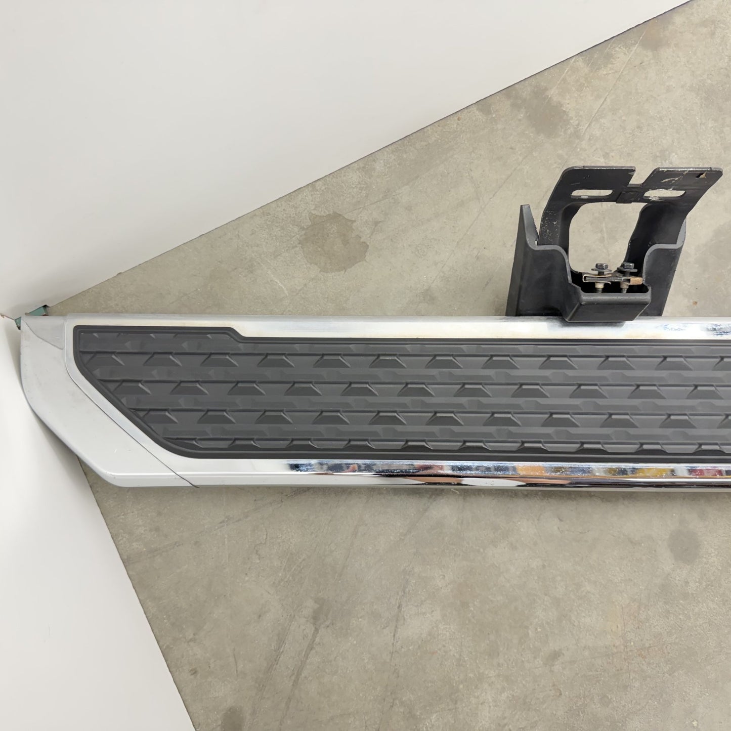 2019-2026 Ram 2500 3500 4500 5500 Crew Cab Fixed Running Board Pair Factory OEM
