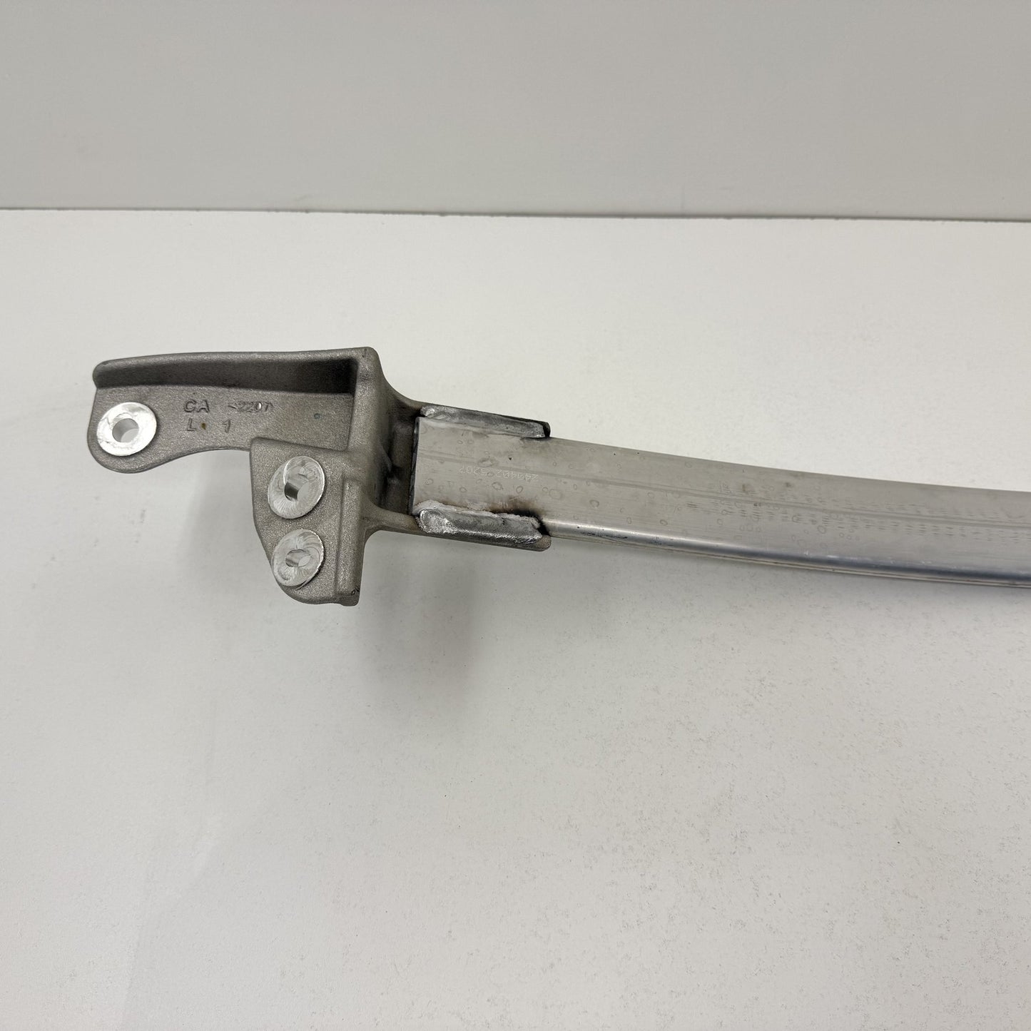 2013-2015 Chevrolet Camaro SS 1LE Front Strut Tower Brace Bar Bracket OEM