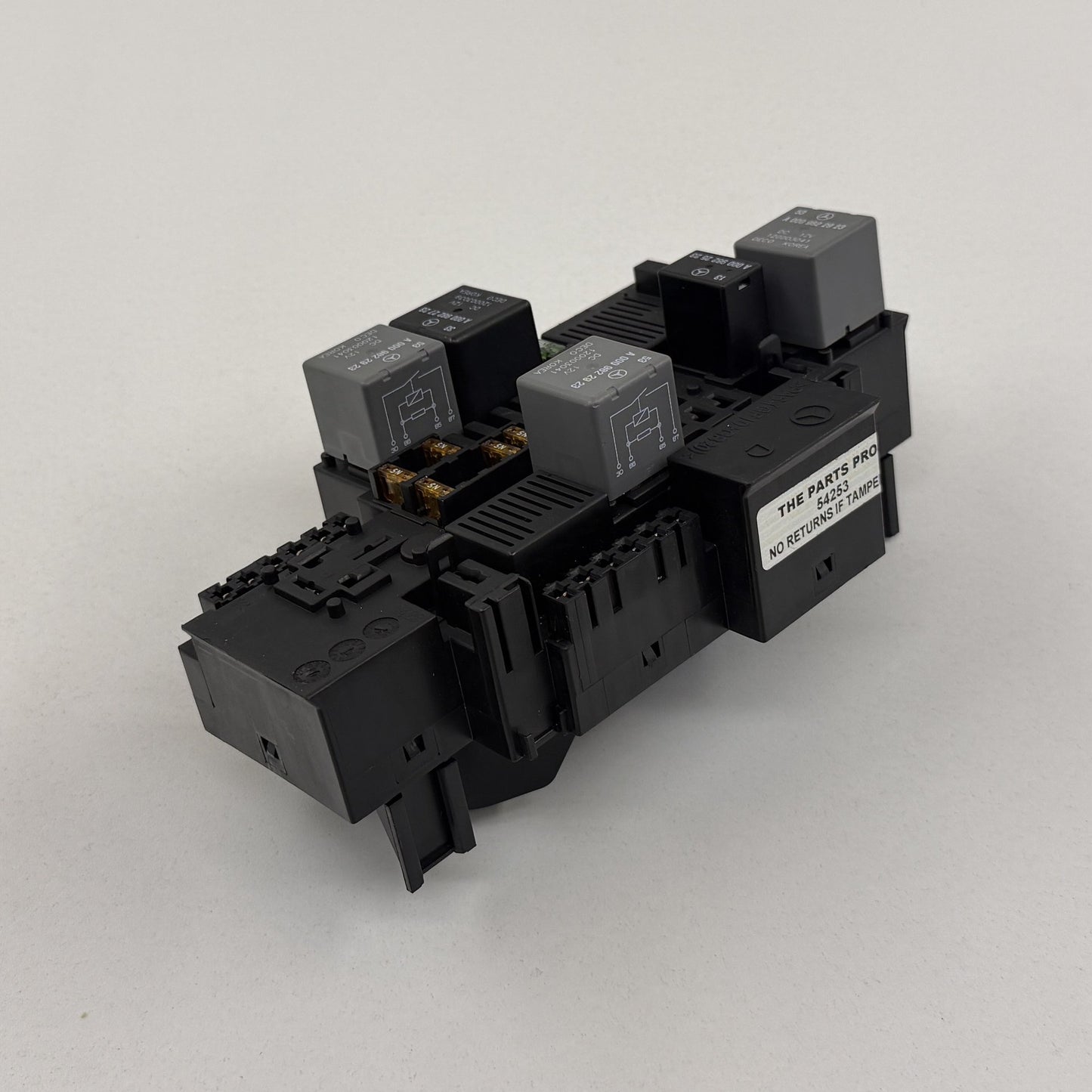 2014-2017 Mercedes S550 W222 Engine Bay Fuse Relay Junction Box 2229066801 OEM