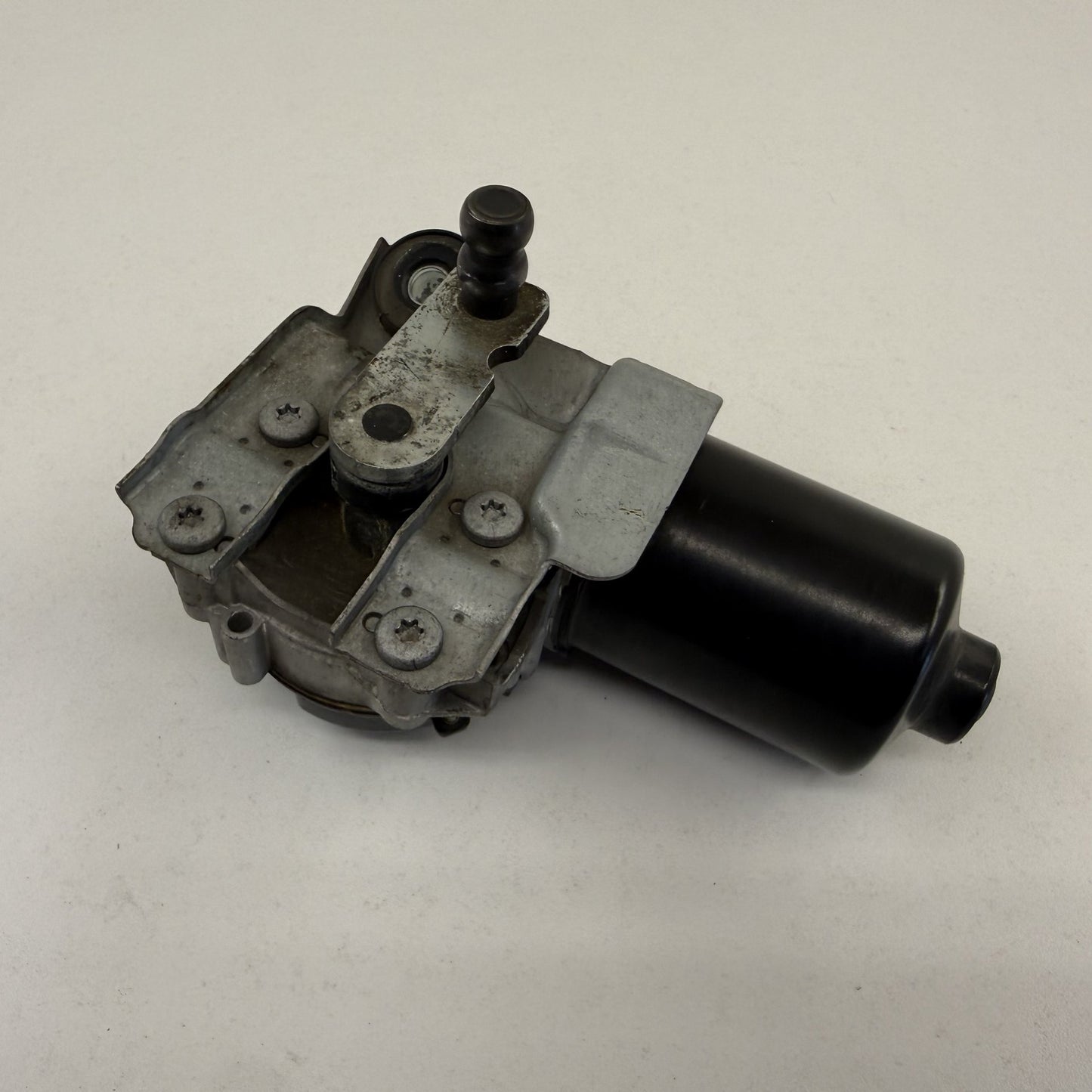2015-2023 Ford Mustang GT Front Windshield Wiper Motor OEM