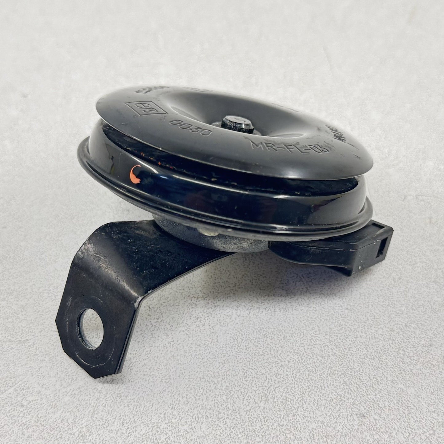 23-25 Toyota Prius Front Low Tone Note Pitch Horn Siren Signal 86520-20300 OEM