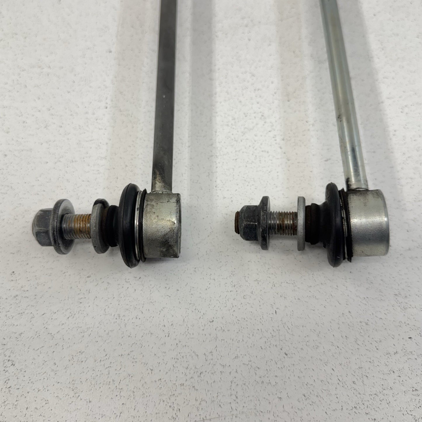 22-26 Toyota GR86 BRZ Front Stabilizer Sway Bar End Link Pair Left & Right OEM