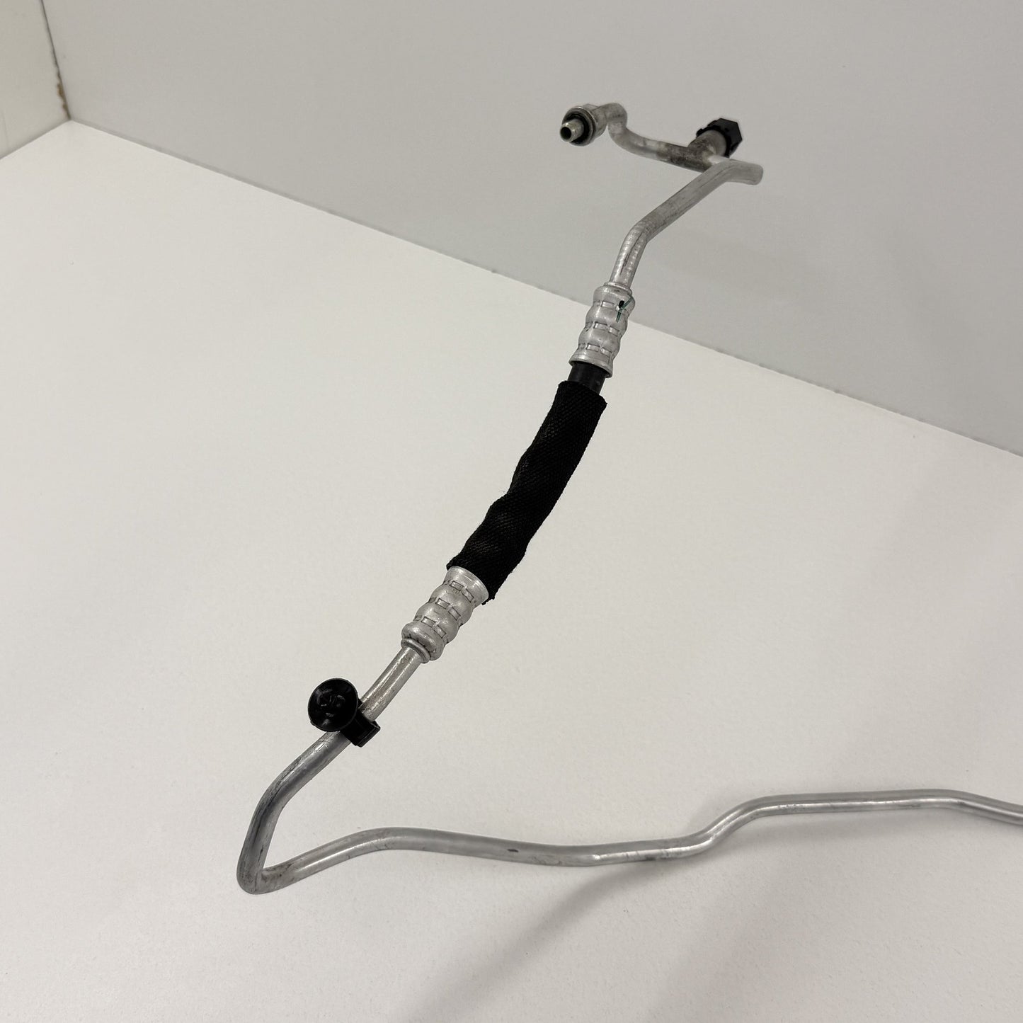 2019-2024 Ram 2500 3500 6.7L HVAC A/C Liquid Line Hose Pipe Tube 68437109AA OEM