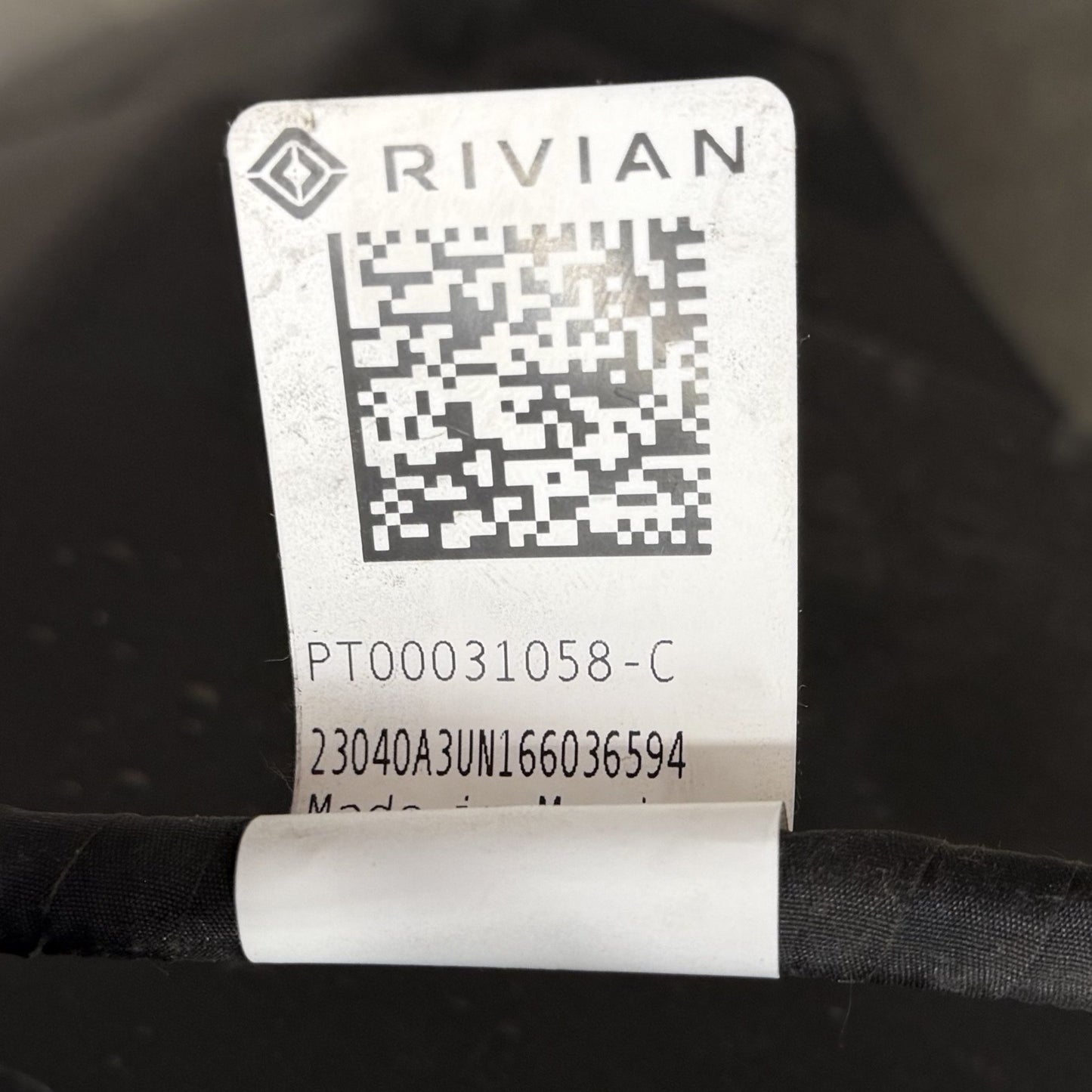 2022-2024 Rivian R1S R1T Front Trunk Frunk Storage Compartment PT00013136-K OEM