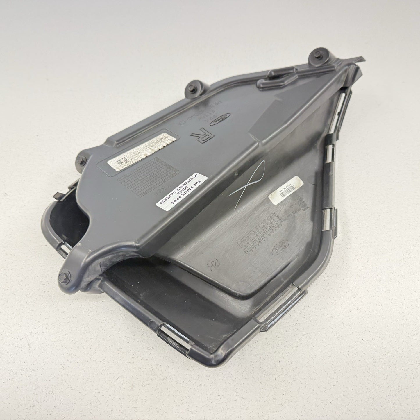 24-26 Ford Mustang GT Front Bumper Passenger Right Lower Grille Trim OEM