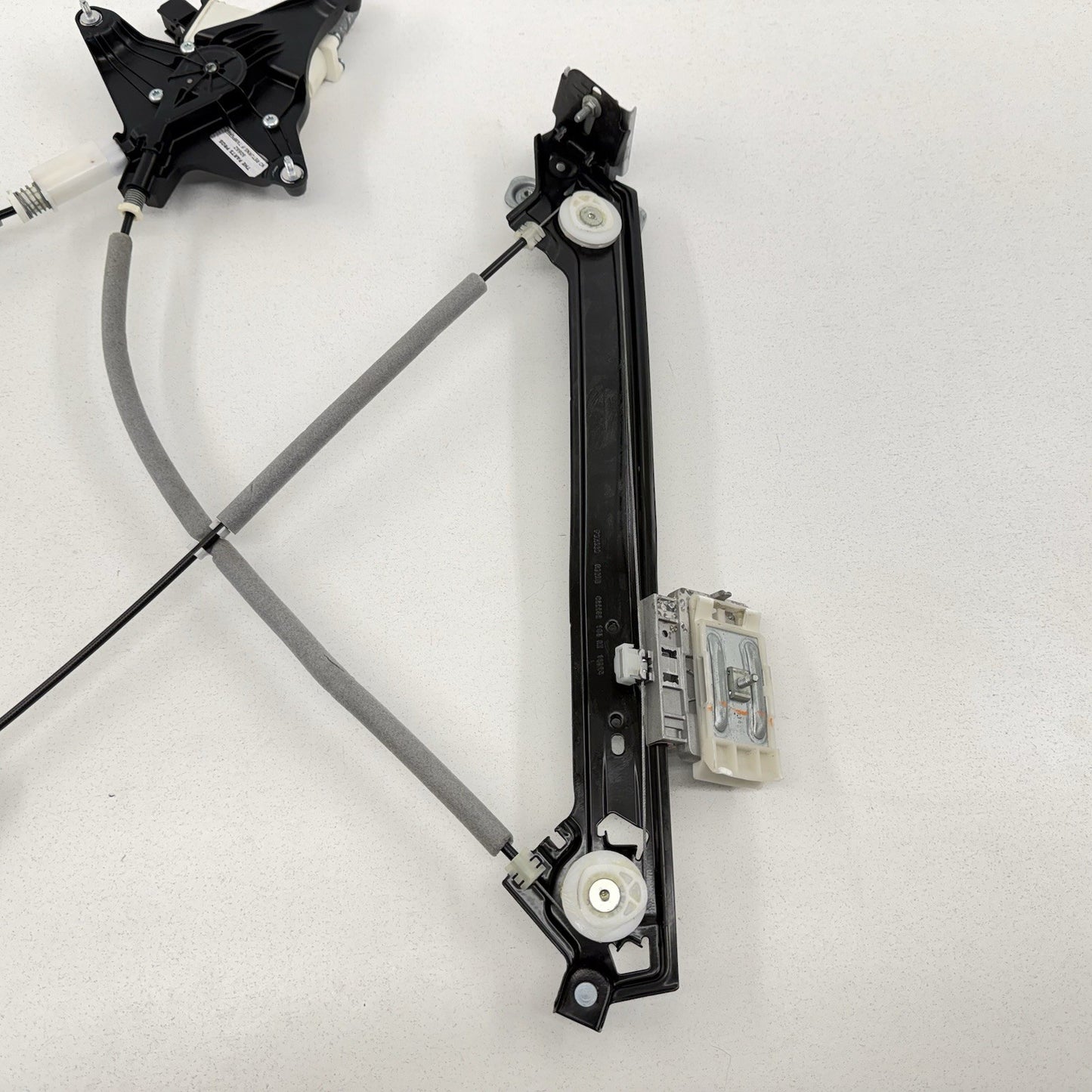 24-26 Ford Mustang Convertible Right Door Glass Window Regulator W/ Motor OEM