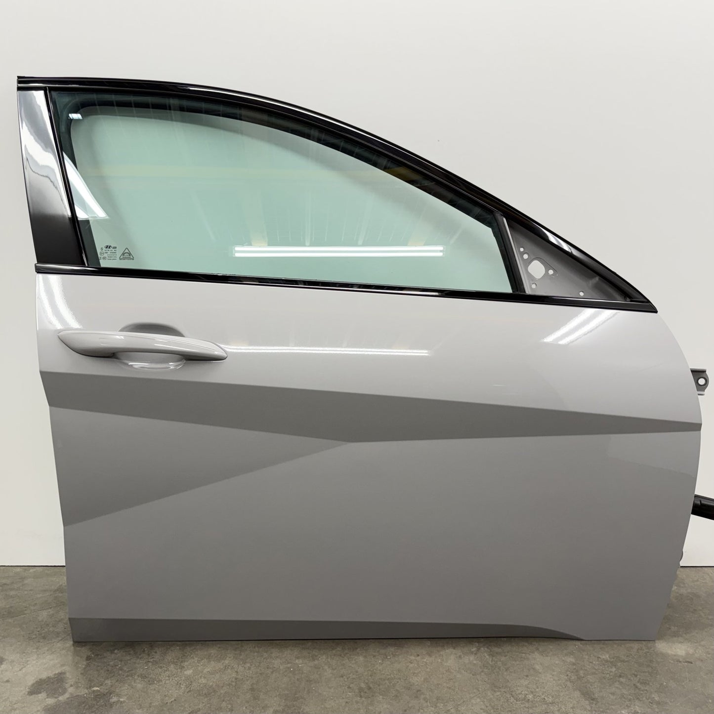2022-2026 Hyundai Elantra N Passenger Right Front Door Shell Complete OEM
