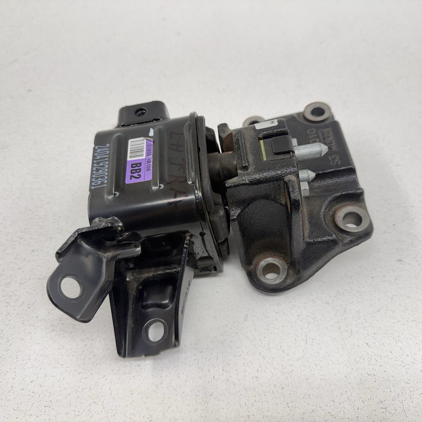 22-26 Hyundai Elantra N 2.0L Automatic Transmission Mount 21830-IB100 OEM