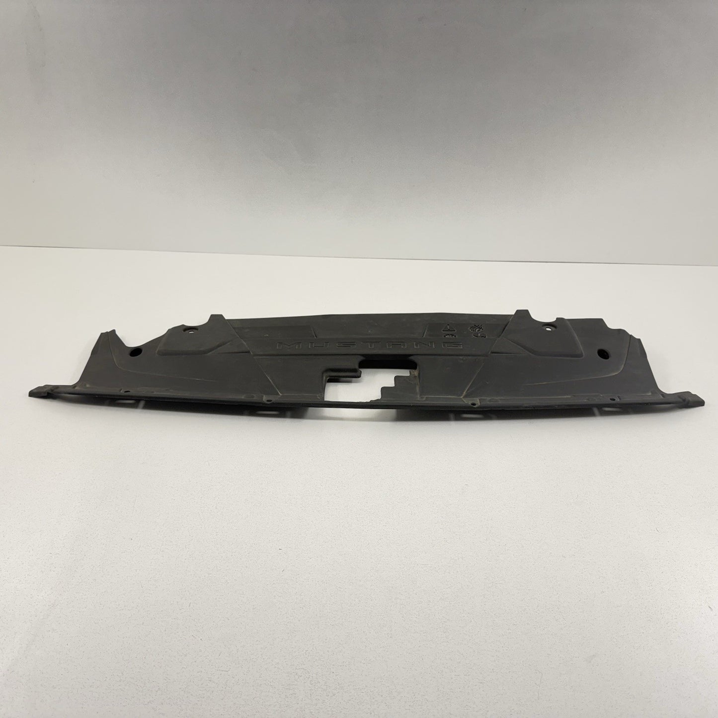24-26 Ford Mustang Radiator Support Upper Cover Panel PR3B-C16613-ACW OEM