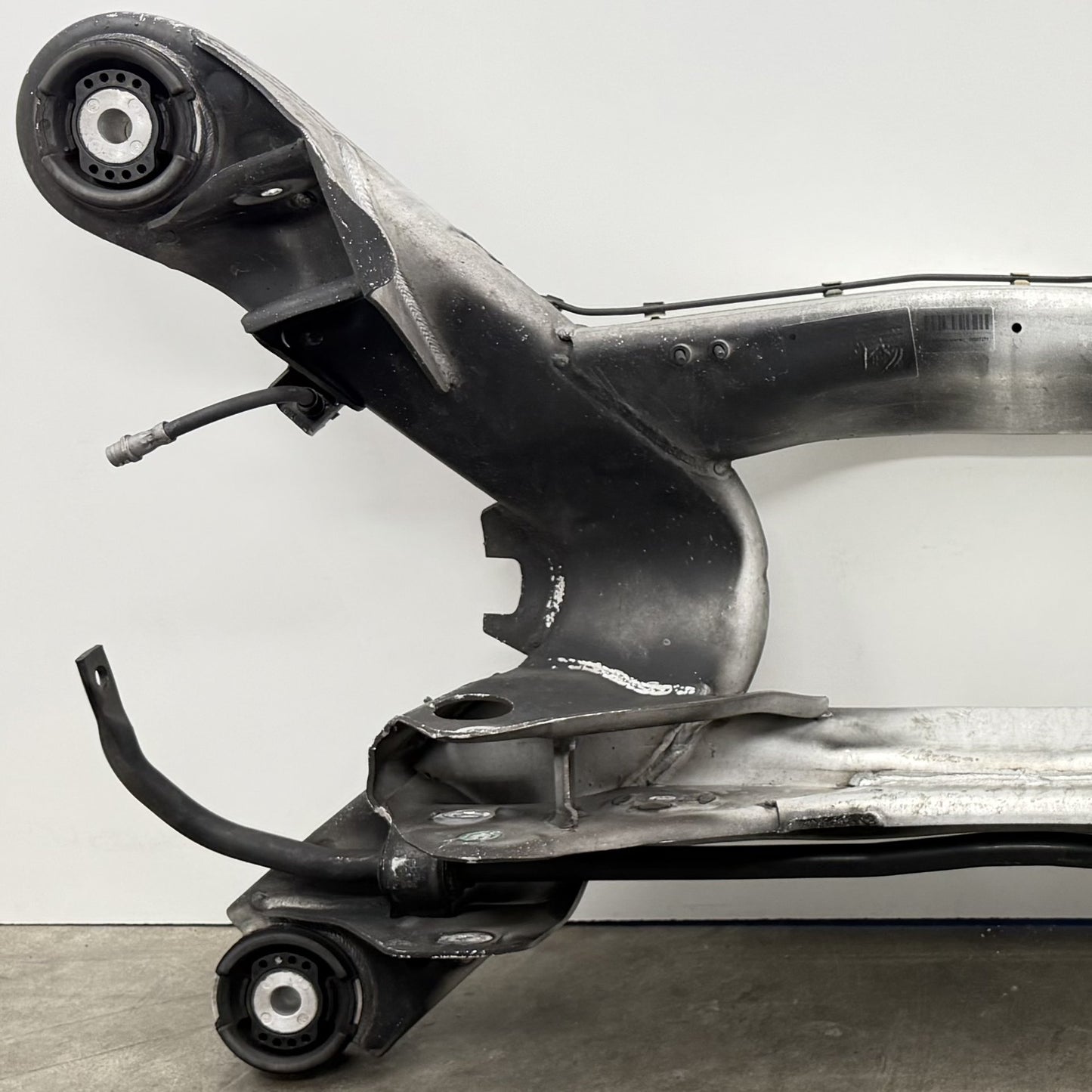 2014-2018 Bentley Flying Spur Rear Subframe Crossmember Cradle Carrier OEM