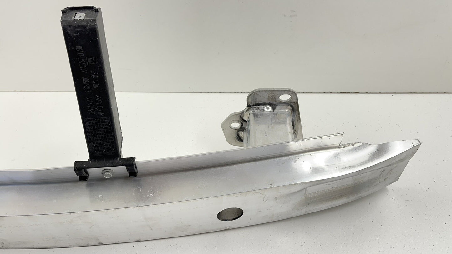 16-23 CHEVROLET CAMARO SS REAR BUMPER REINFORCEMENT BAR BEAM 84149485 OEM