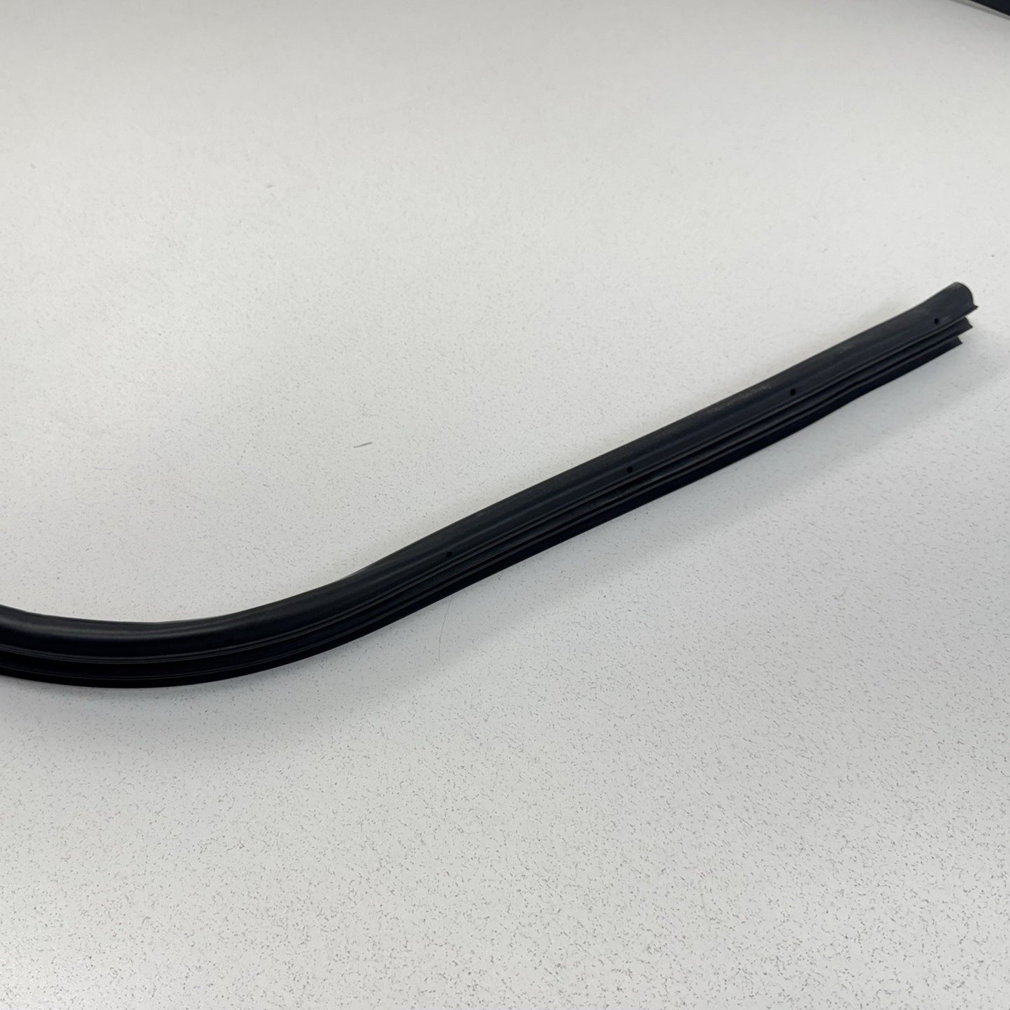 13-20 Subaru BRZ 86 FR-S Passenger Right Door Weatherstrip Seal OEM