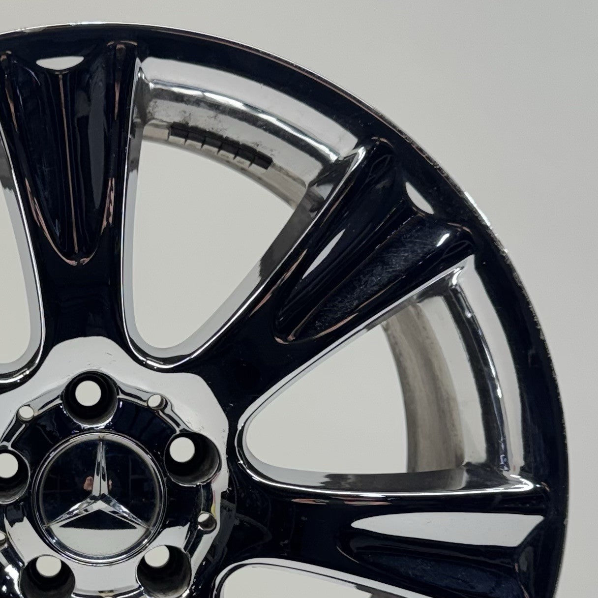 06-11 Mercedes-Benz CLS550 W219 Rear Wheel Rim 18x9.5 Chrome Factory OEM
