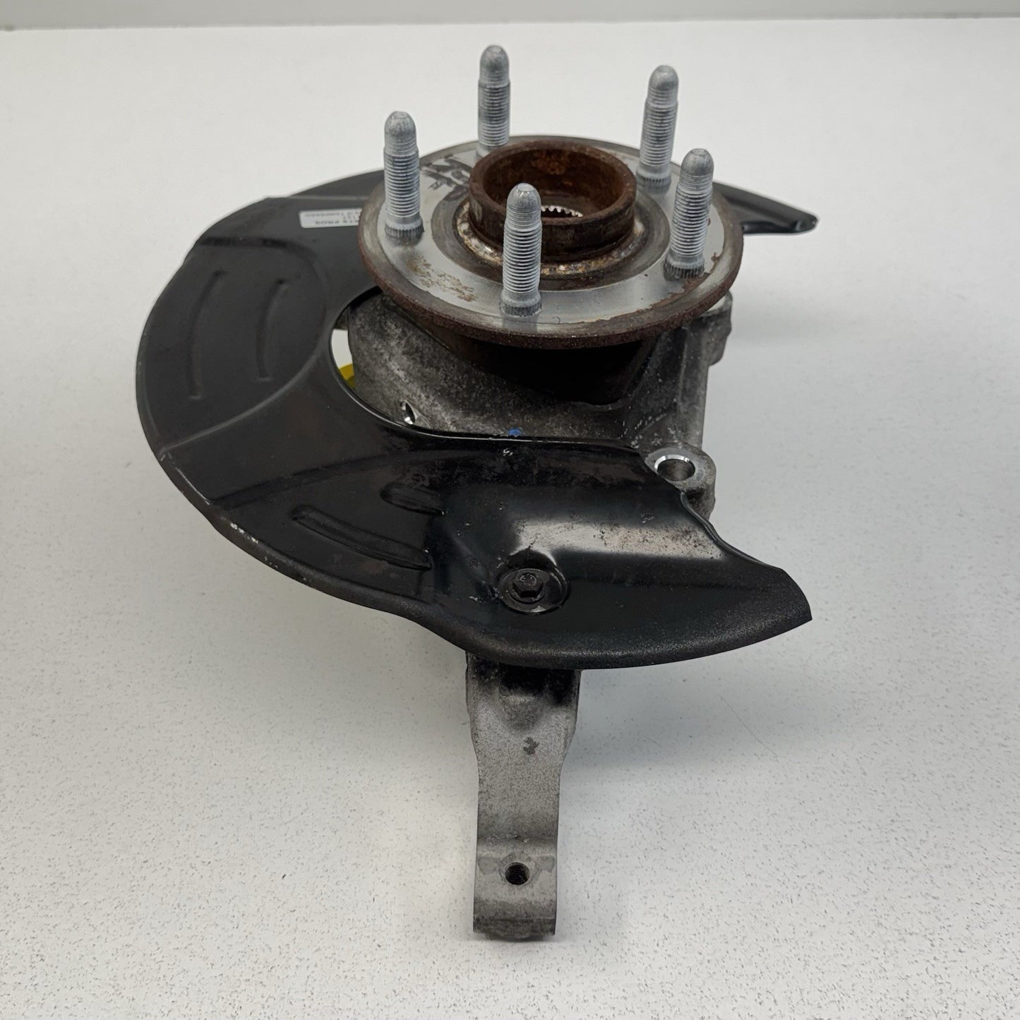10-15 Chevrolet Camaro SS Right Front Spindle Knuckle Hub Wheel Bearing OEM