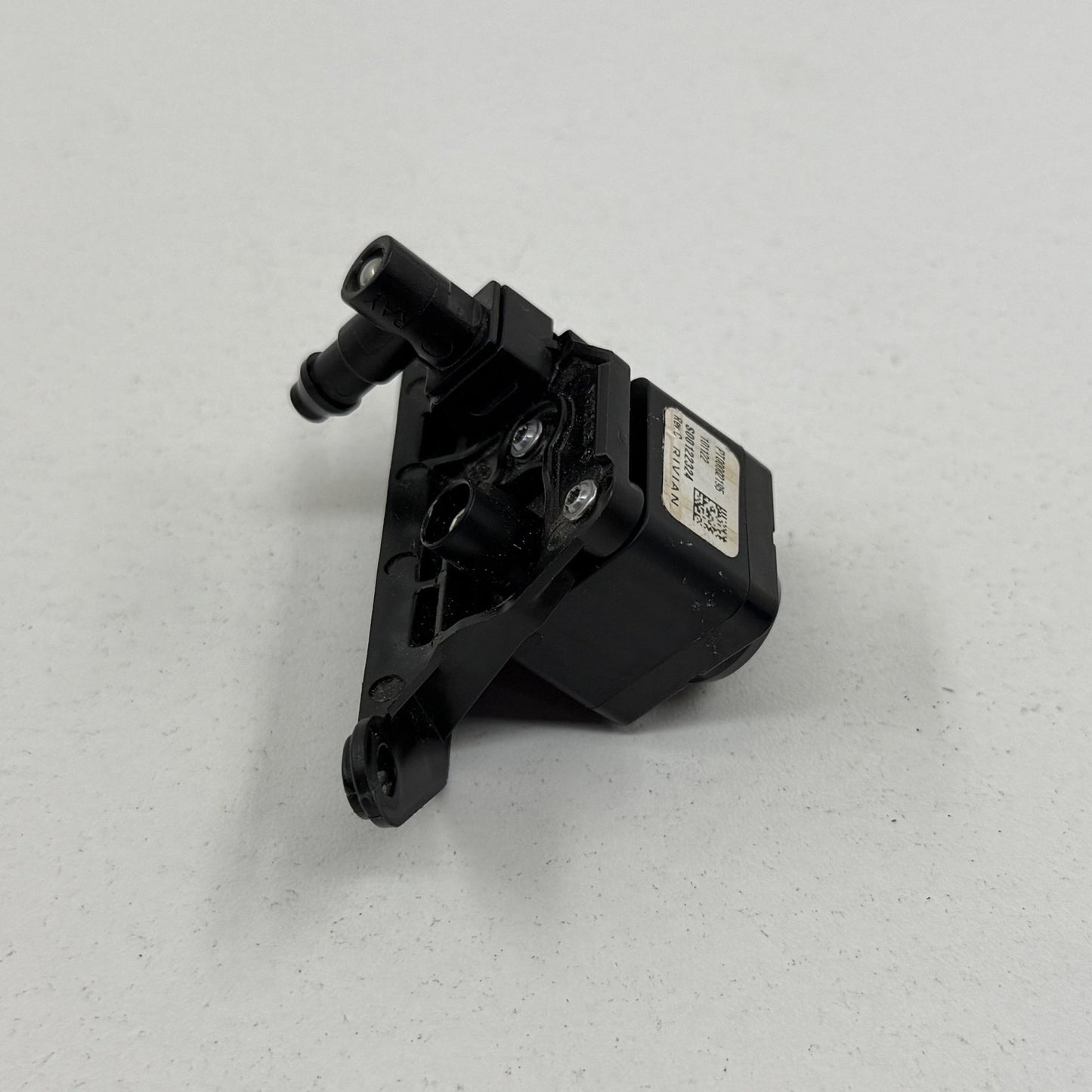 2022-2024 Rivian R1S Rear View Reverse Backup Camera PT00002195 OEM
