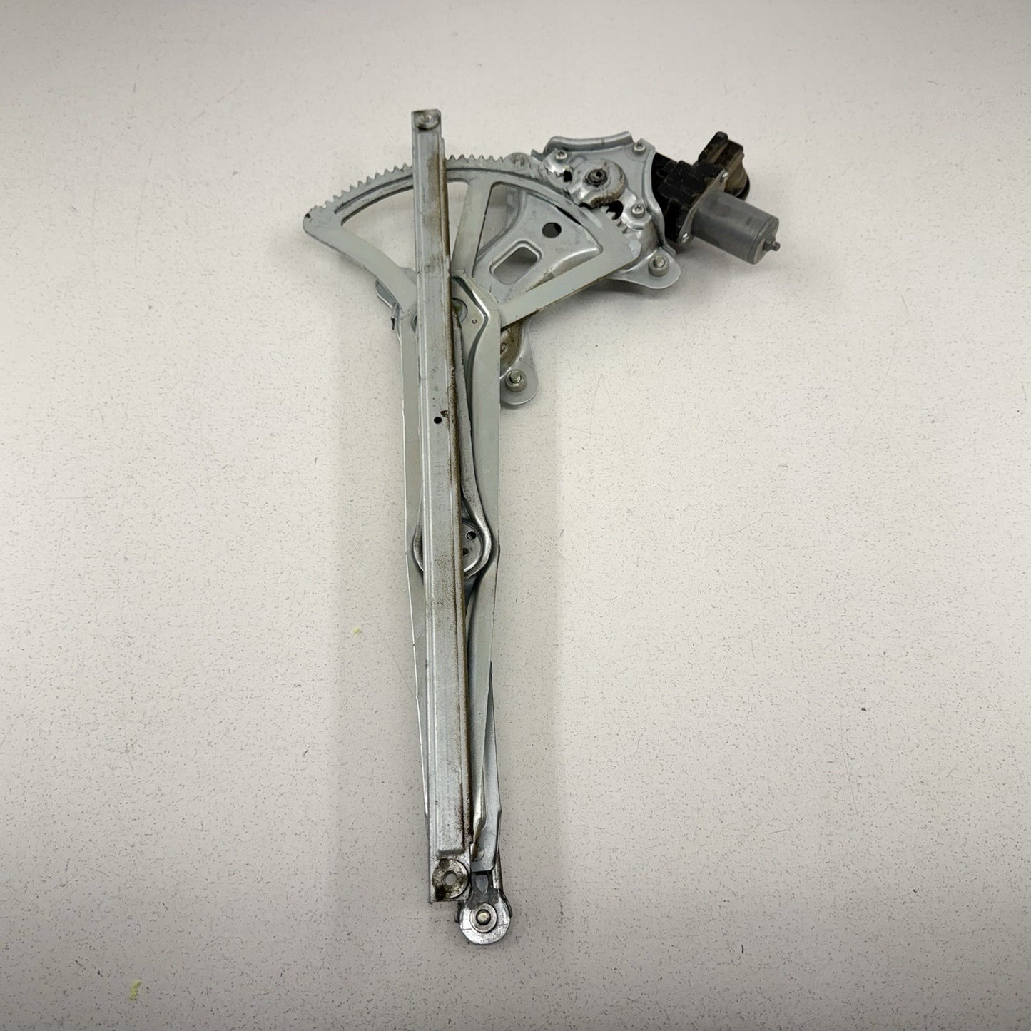 16-23 Toyota Tacoma Driver Left Rear Door Glass Window Regulator Motor OEM