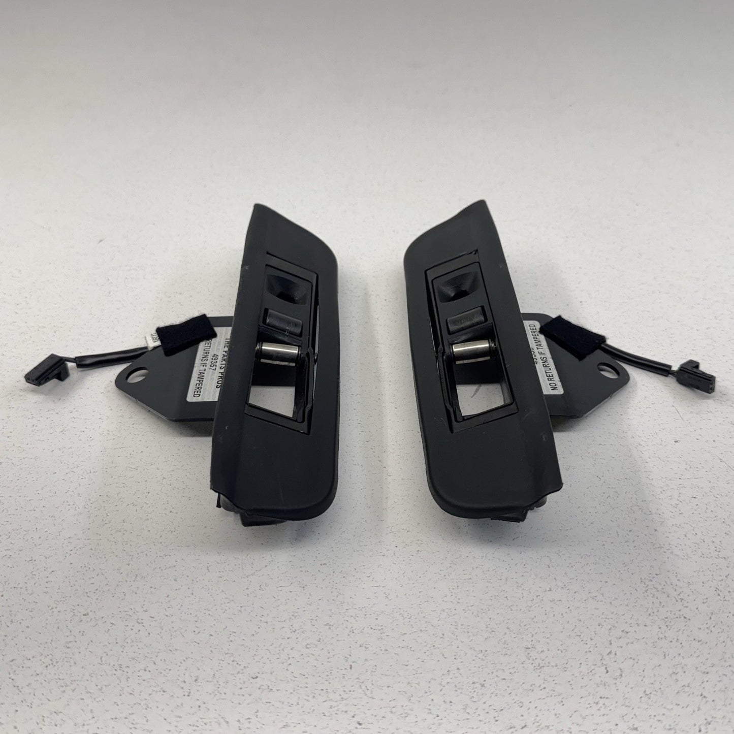 08-15 Audi TT Convertible Roof Top Catch Closing Latch Lock Pair OEM