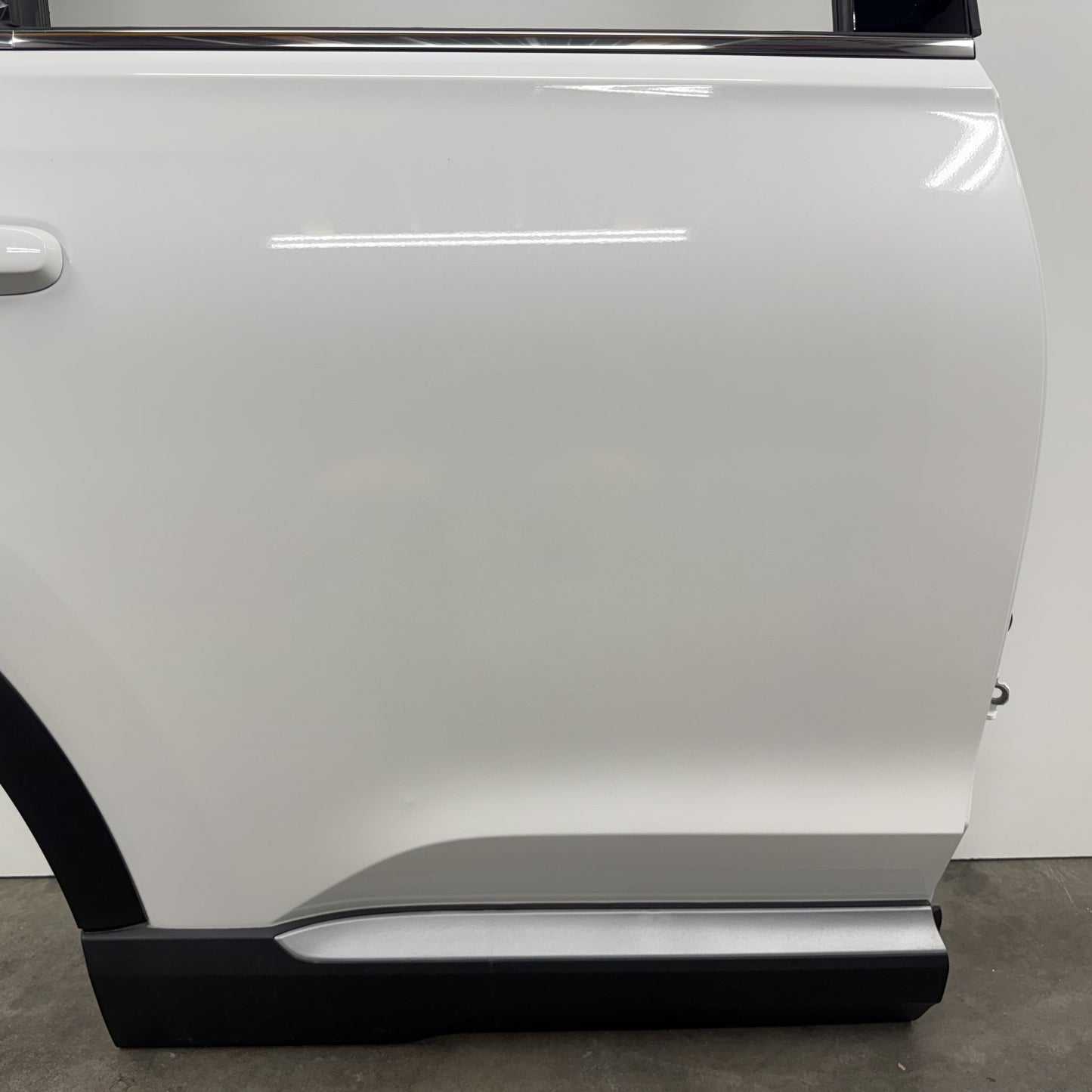2023-2025 Honda Pilot Touring True Right Rear Door Shell Complete Platinum White OEM