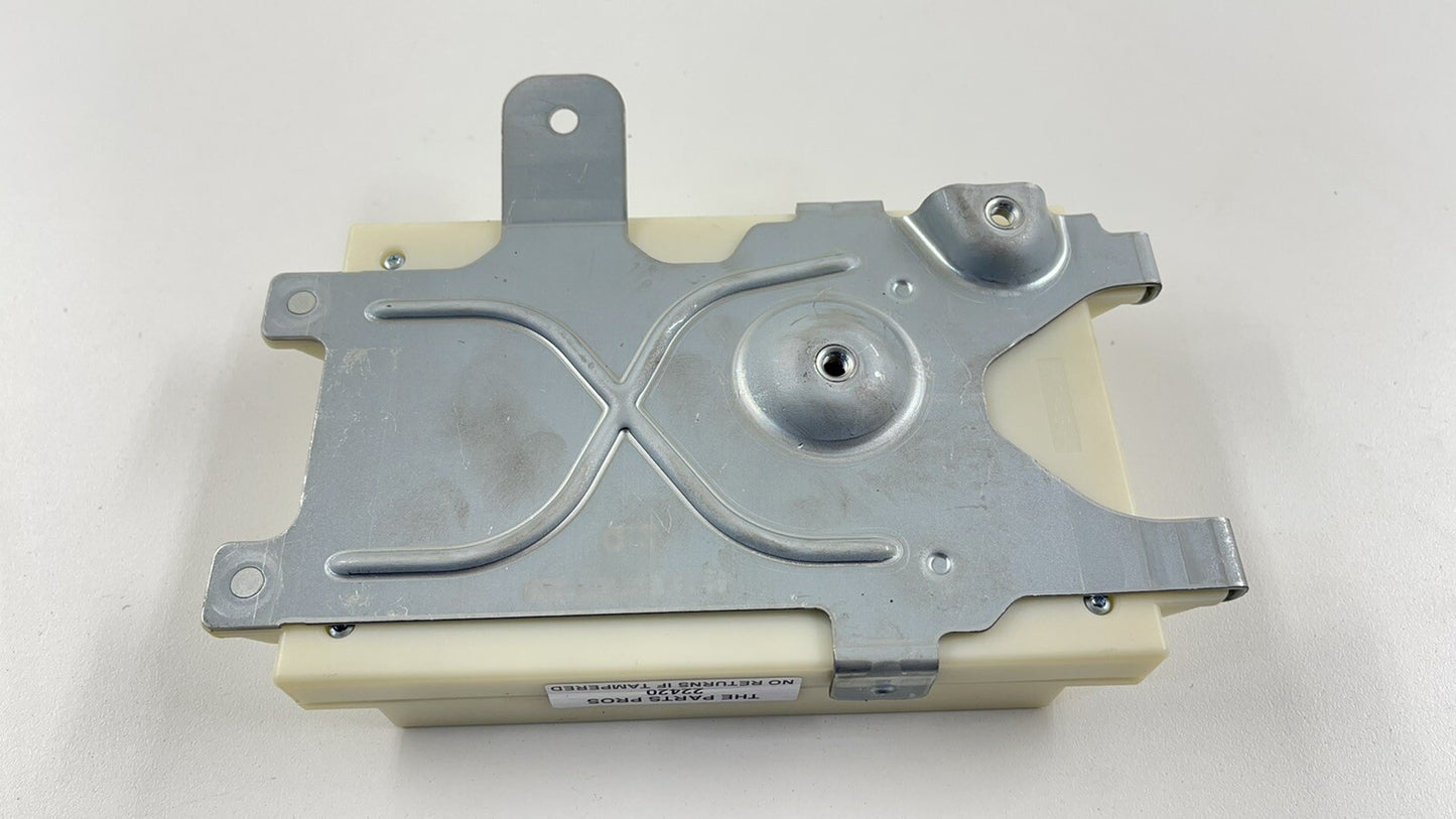 12-14 MERCEDES BENZ W204 C CLASS KEYLESS GO ENTRY CONTROL MODULE 1729007900 OEM