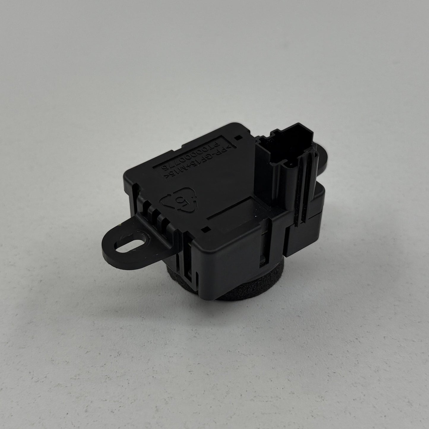 2022-2024 Rivian R1S R1T Interior Cabin Air Temperature Sensor PT00000775 OEM