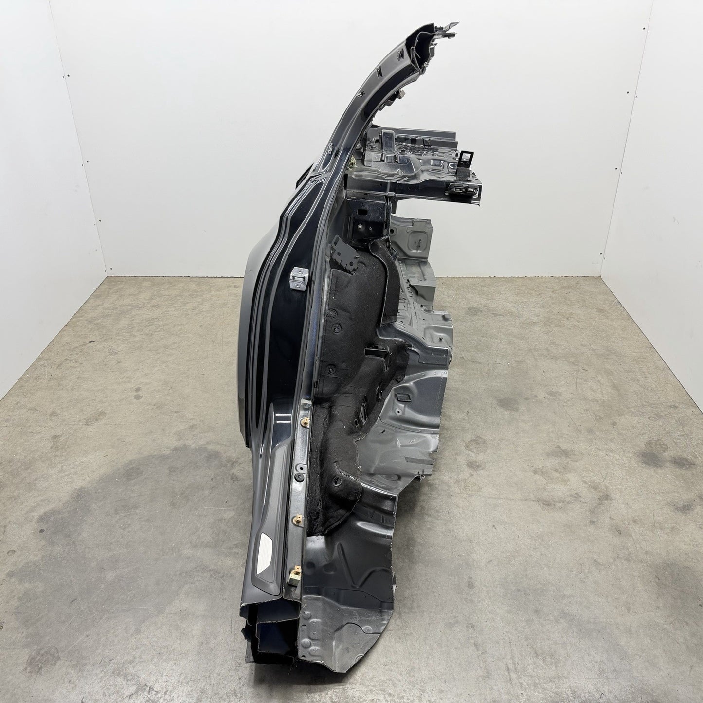 15-18 BMW F80 M3 Passenger Right Rear Quarter Panel Body Structural Cut OEM